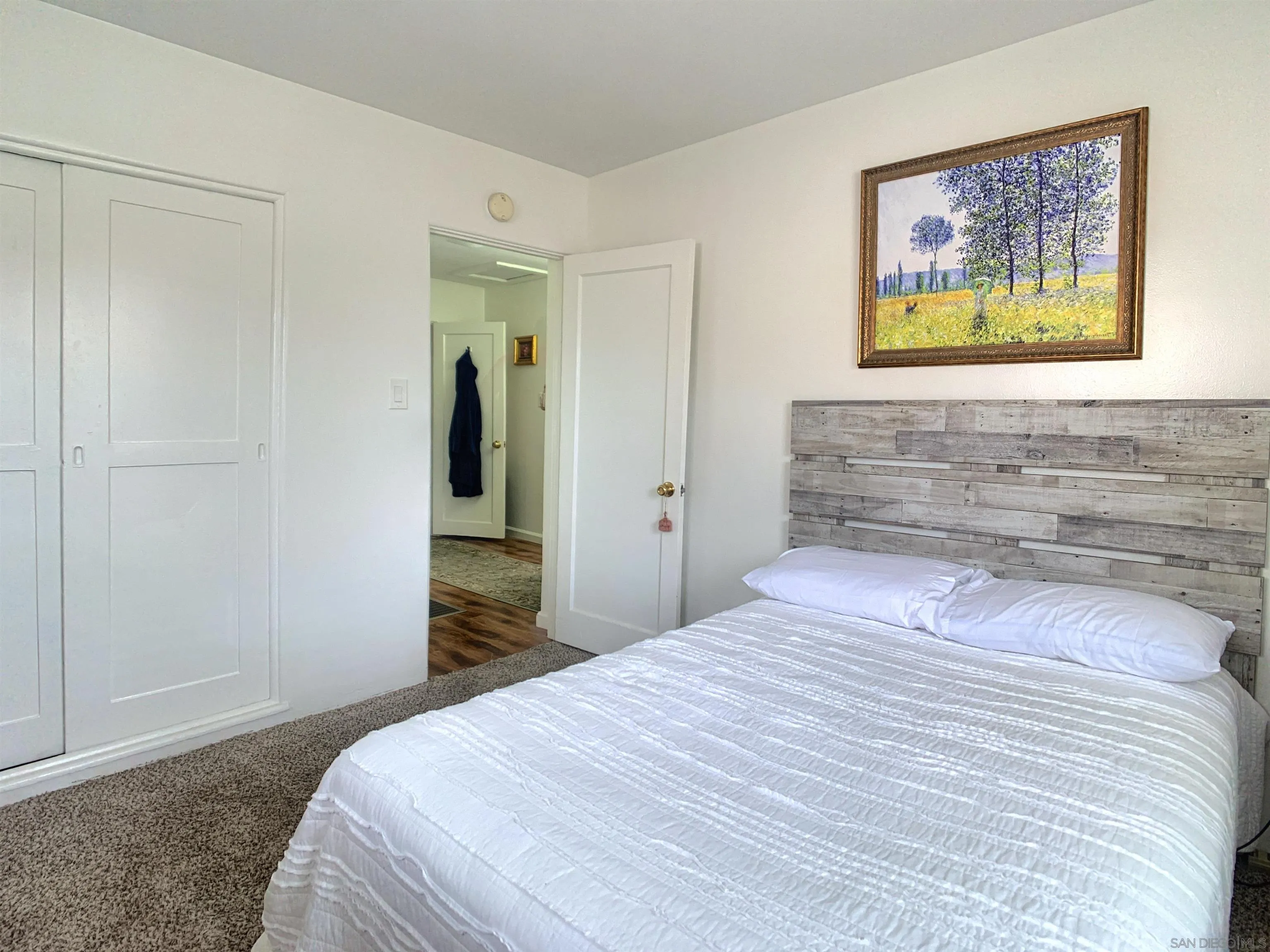 https://cdn.realtyfeed.com/cdn/127/250039551/ccca586a8daa24a4509cb850be89d55a.webp