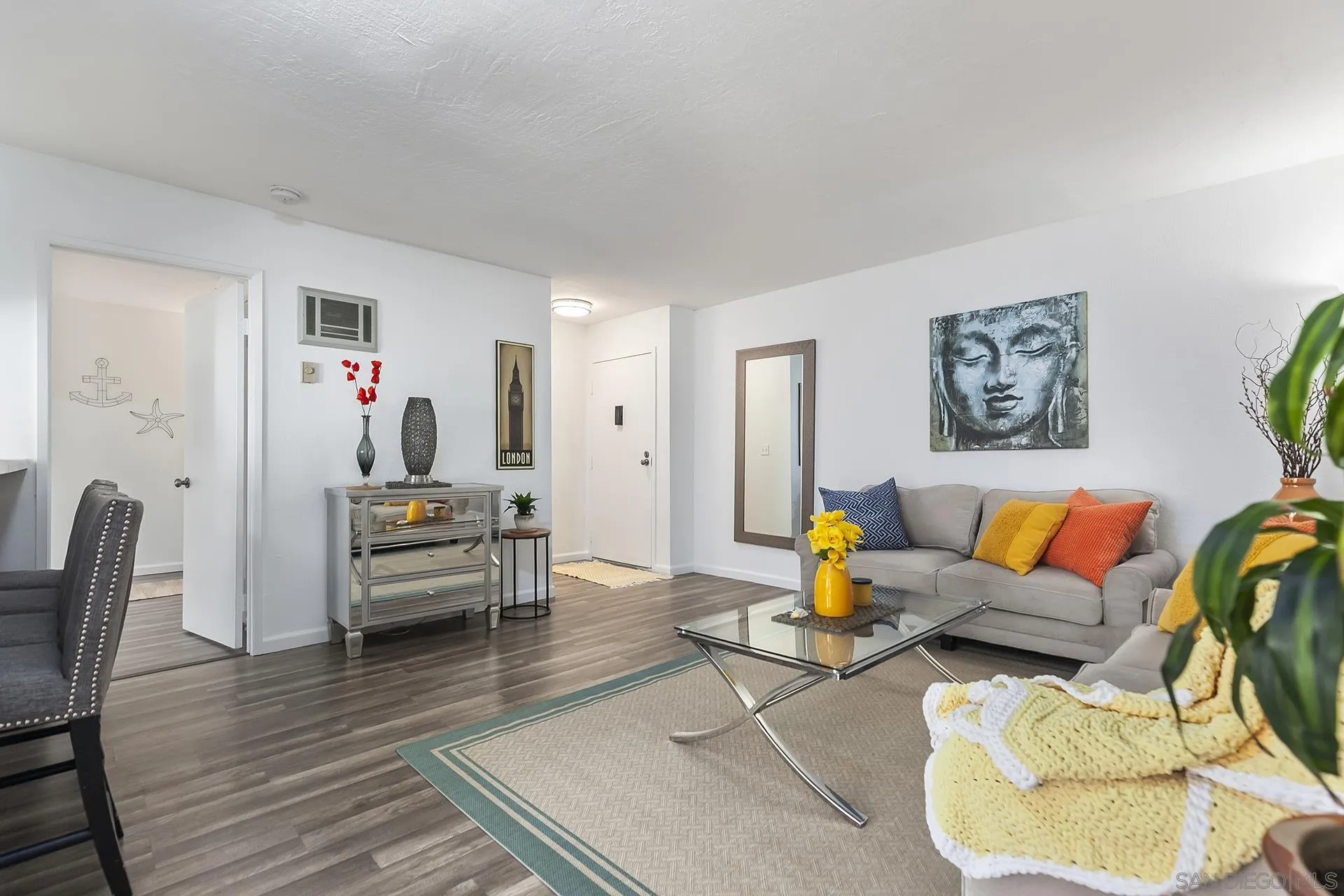 https://cdn.realtyfeed.com/cdn/127/250039555/040a954acf37ab9a5479ae4307f82f99.webp