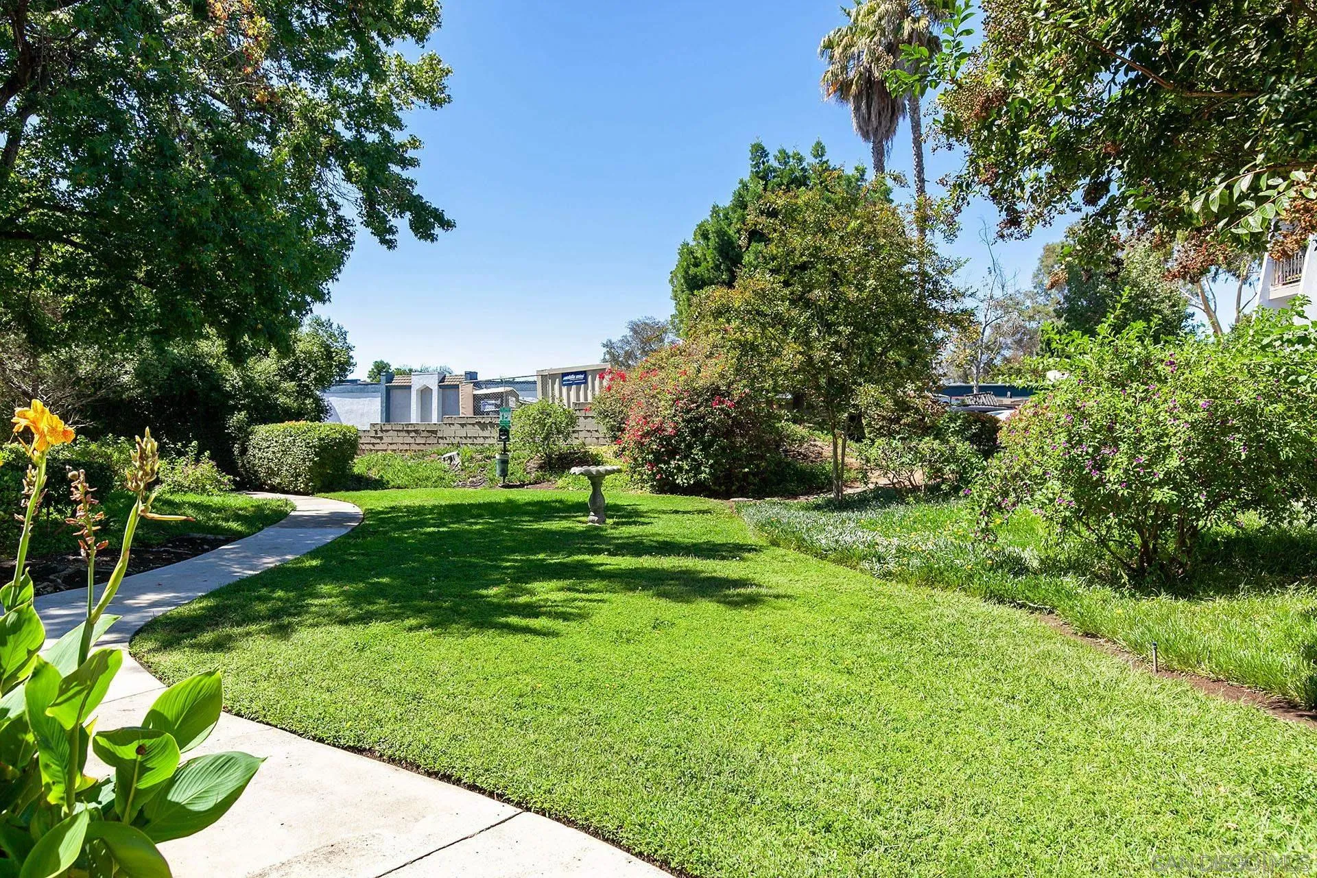 https://cdn.realtyfeed.com/cdn/127/250039555/3e086a2c2064092c15c22707ef718acb.webp