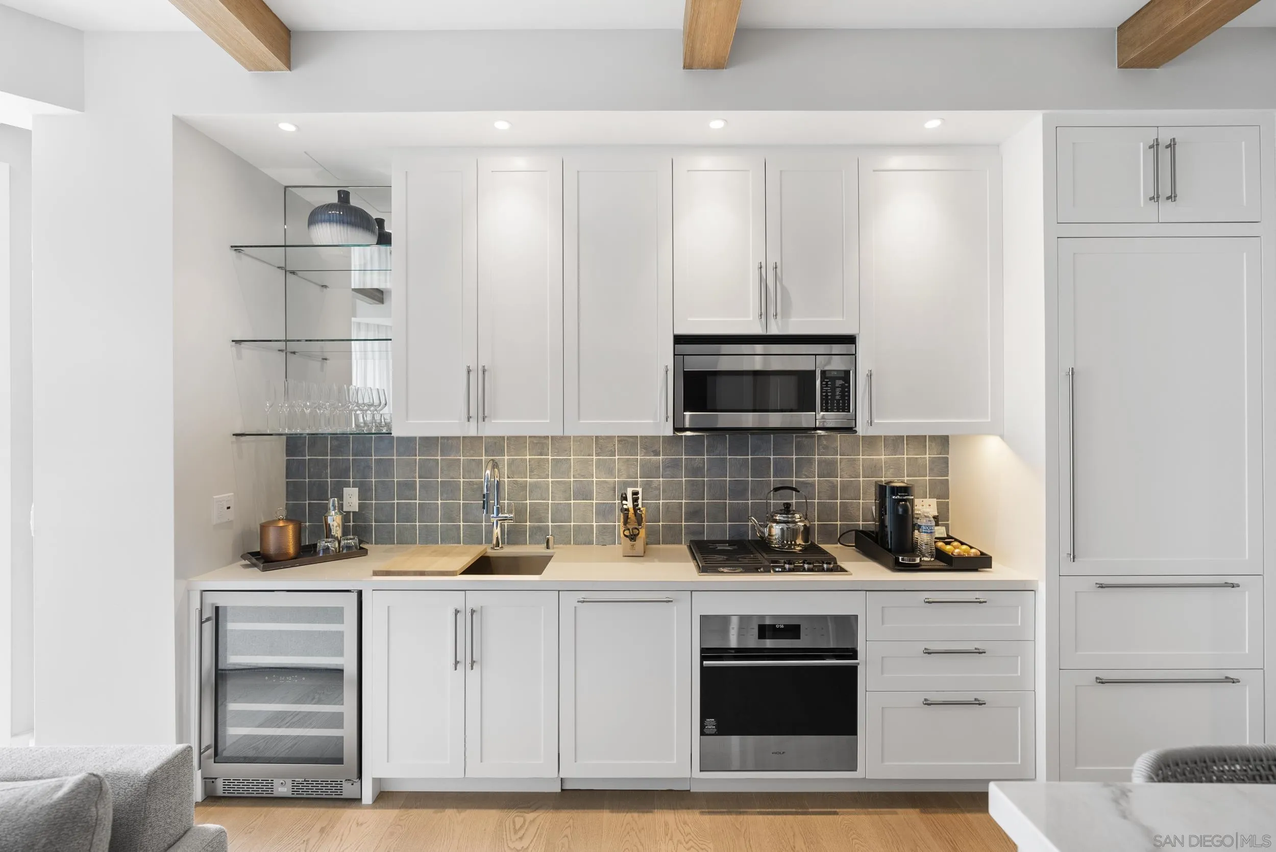 https://cdn.realtyfeed.com/cdn/127/250039557/b691987afafca2f615cf5cd2d4b1a977.webp