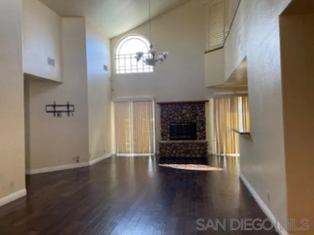 https://cdn.realtyfeed.com/cdn/127/250039560/f140fb3168386f2be4803b4f7b728ba4.webp