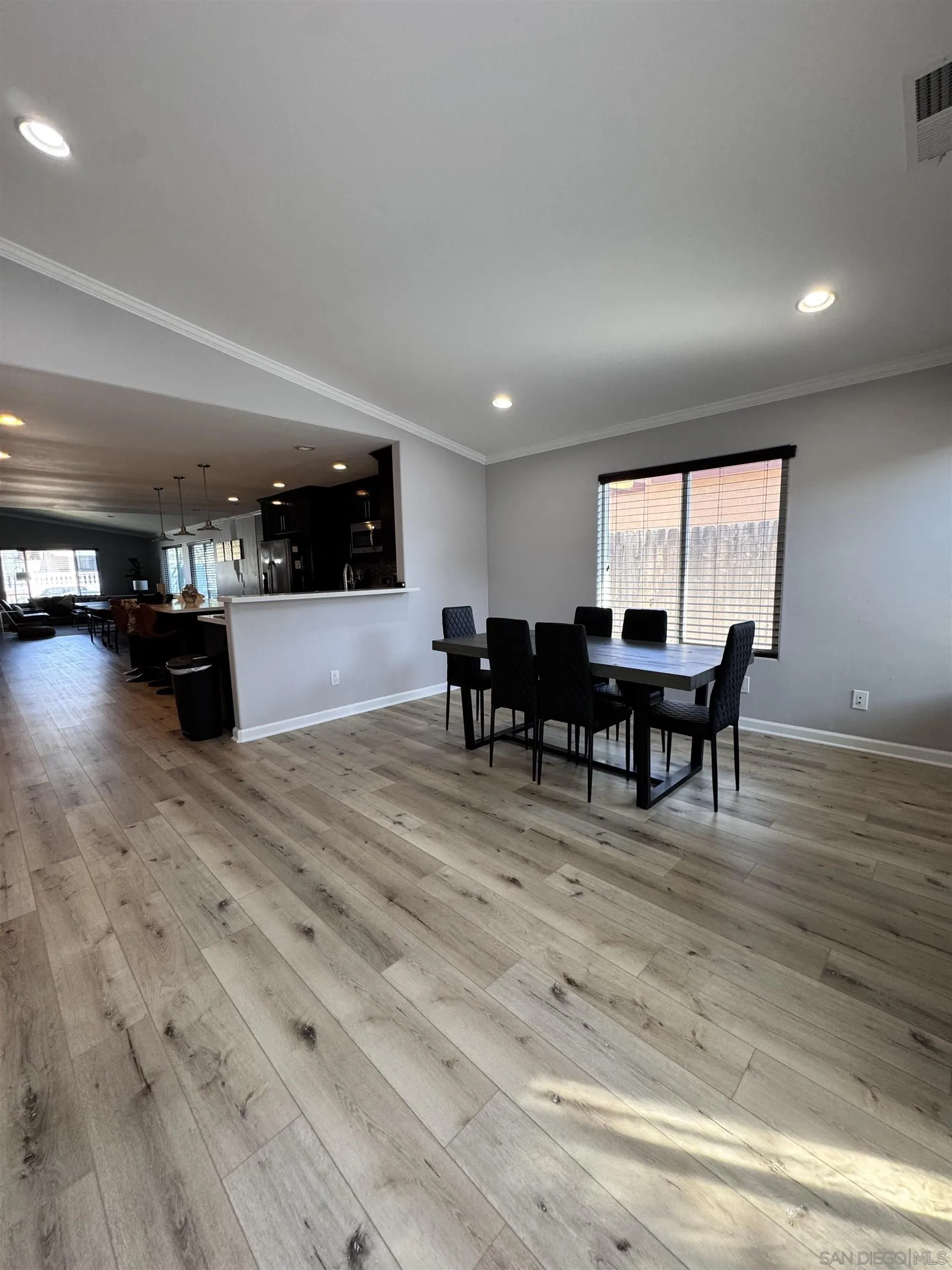 https://cdn.realtyfeed.com/cdn/127/250039586/11d859fb9ac4c24a88fce05a51a526e0.webp