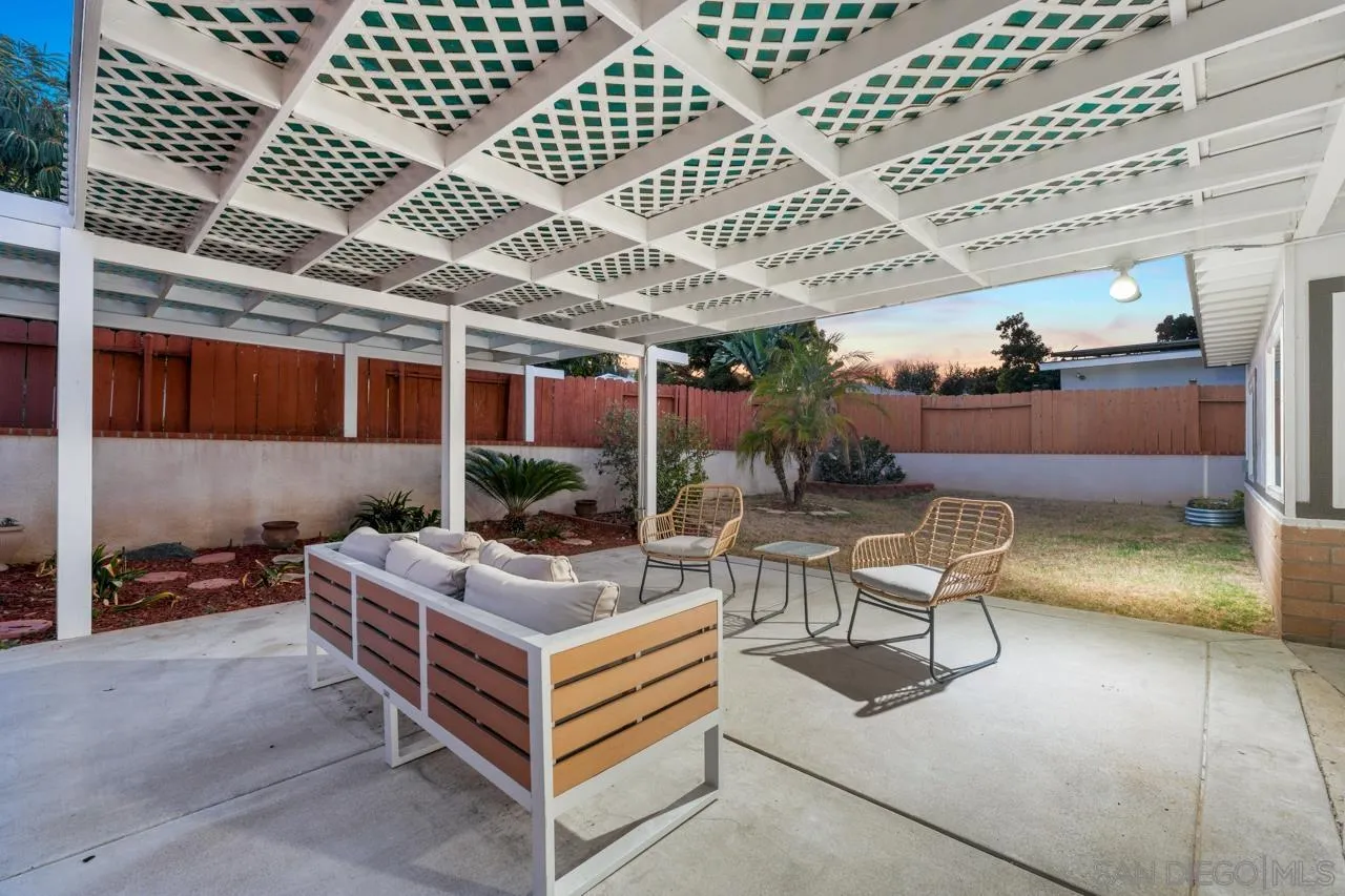 https://cdn.realtyfeed.com/cdn/127/250039591/0ebe338c0410e709ba603f4bea82f263.webp