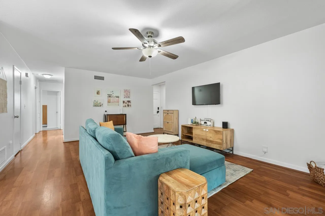 https://cdn.realtyfeed.com/cdn/127/250039591/1c225d90f99087d644a89edfb3ec0987.webp