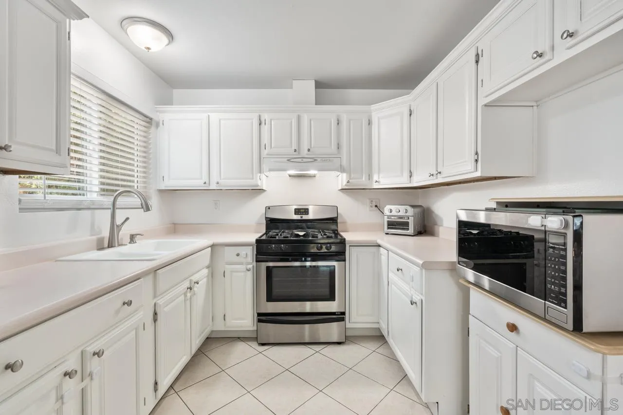https://cdn.realtyfeed.com/cdn/127/250039591/a623b06b67bb4c1fa970c23583845b67.webp