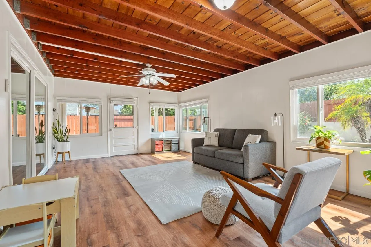 https://cdn.realtyfeed.com/cdn/127/250039591/d966682812e49dfe4bd3b434043f320d.webp