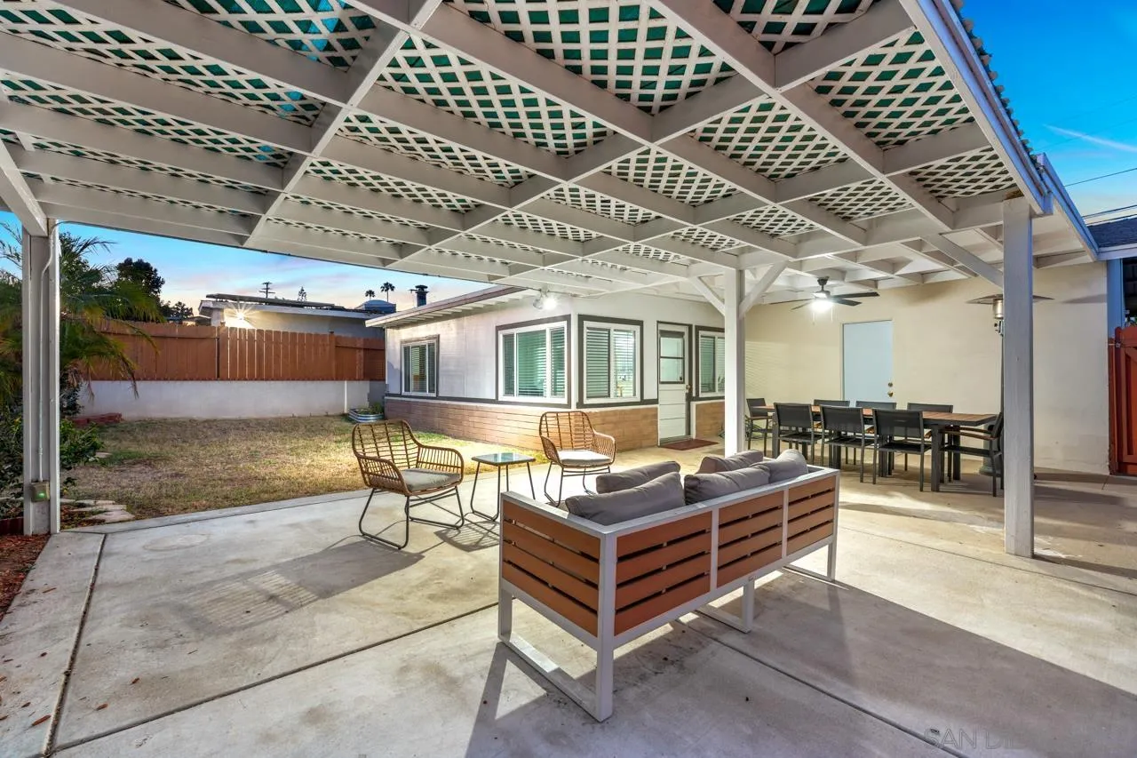 https://cdn.realtyfeed.com/cdn/127/250039591/e5dffb6b249d0d87e2696307321fbffd.webp