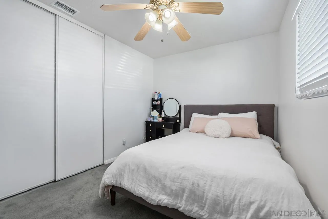 https://cdn.realtyfeed.com/cdn/127/250039591/f89b201acdd76594a1b801b6436c6c2a.webp