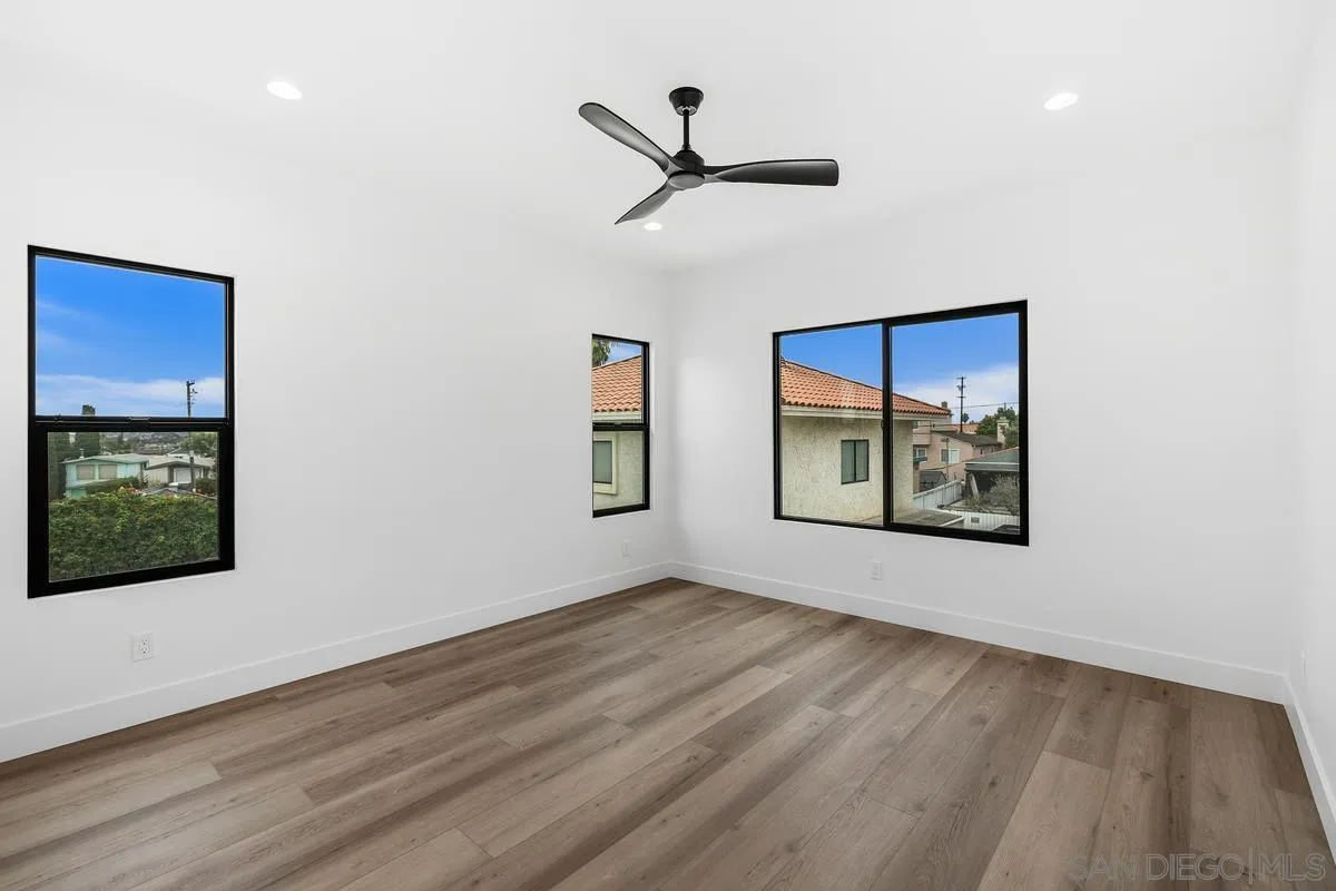 https://cdn.realtyfeed.com/cdn/127/250039600/0aa967a543d481d5dcdfbd6e1e7f6969.webp