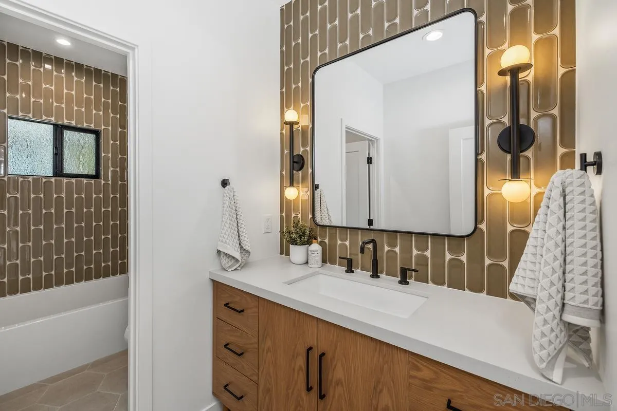 https://cdn.realtyfeed.com/cdn/127/250039600/0d01f8e9d29fbbbd9b40782610ed45ca.webp