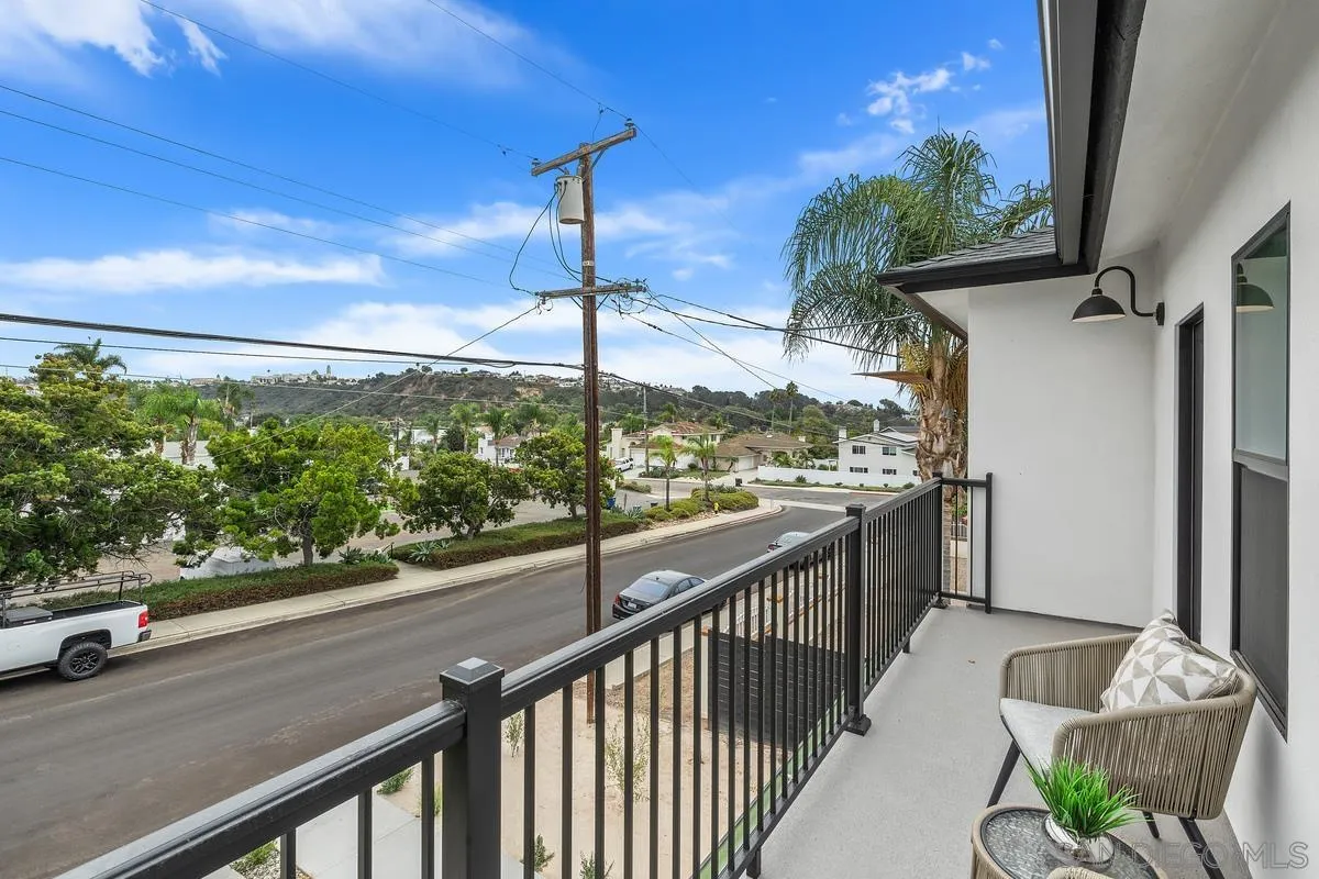https://cdn.realtyfeed.com/cdn/127/250039600/59c5a1cc8a8ee0ef5850cc1d098f63fb.webp