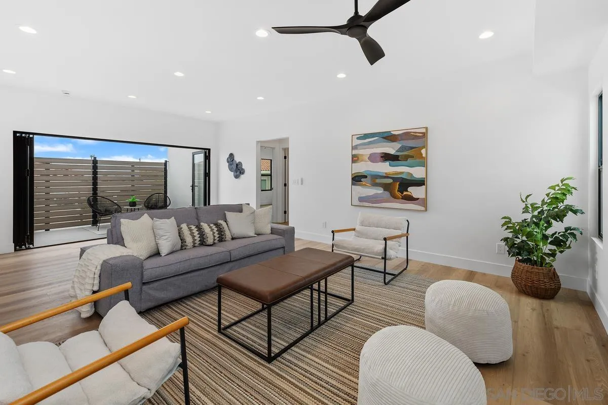 https://cdn.realtyfeed.com/cdn/127/250039600/eacd29f84b2d3087370c4f28e08279df.webp