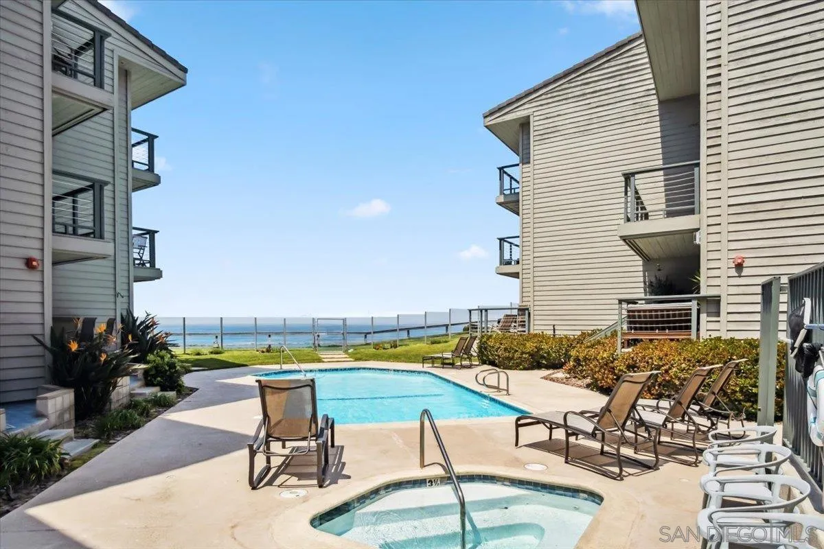 https://cdn.realtyfeed.com/cdn/127/250039605/497718847a36e7459d668b75f96d7f89.webp
