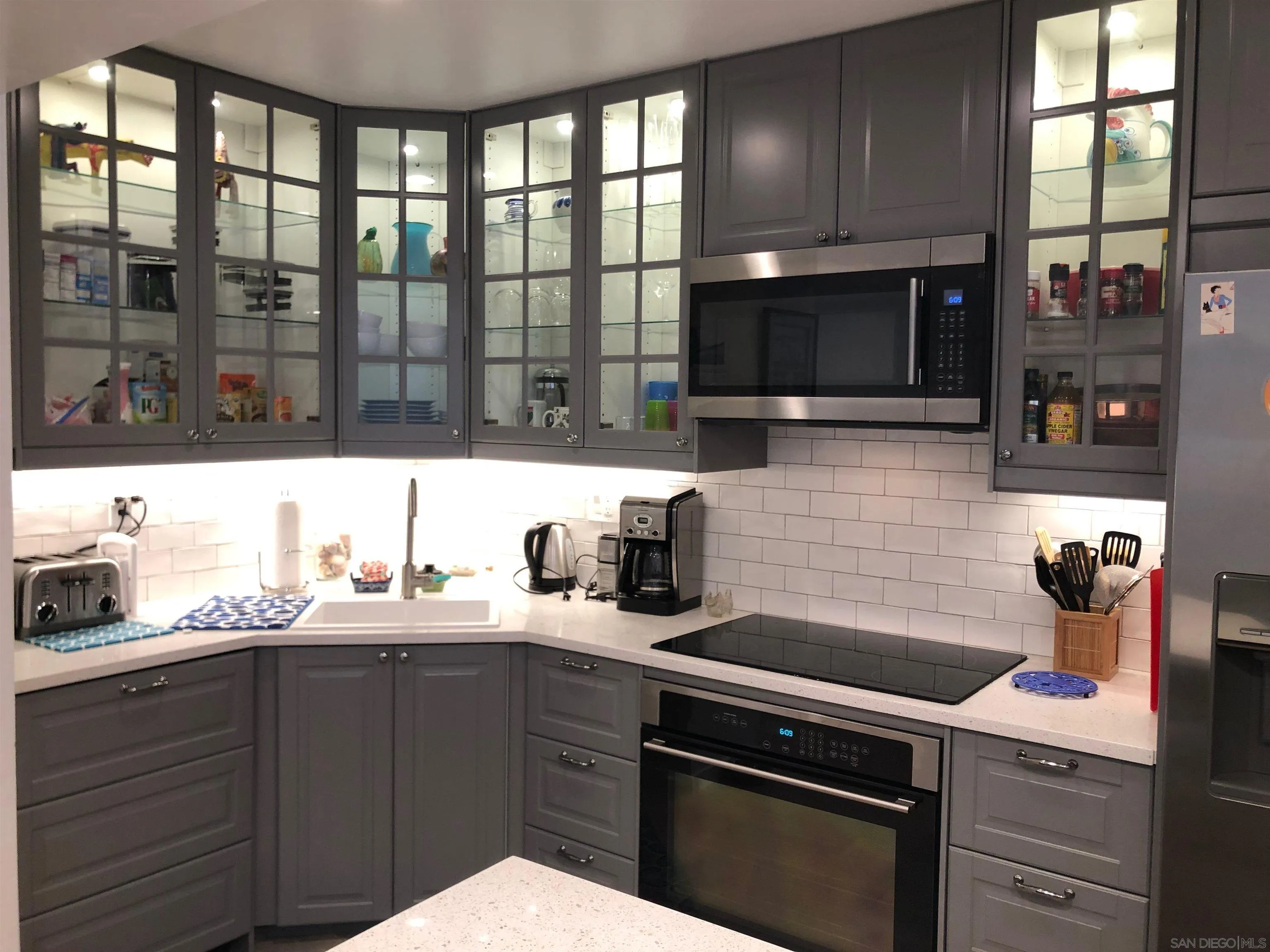 https://cdn.realtyfeed.com/cdn/127/250039605/6aba817922ae2197ac6183fc4499ae59.webp