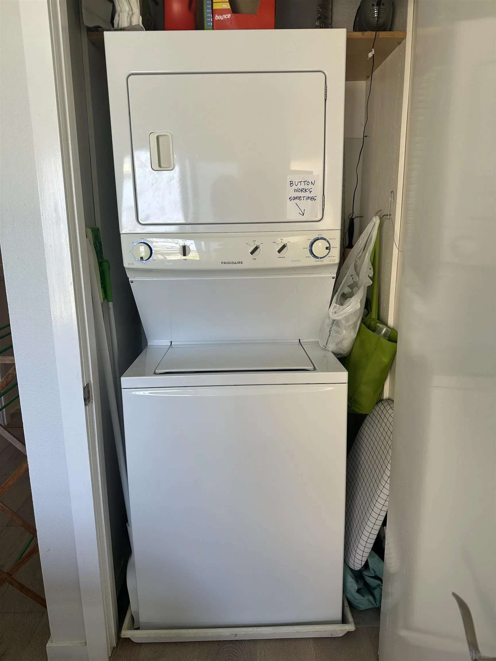 https://cdn.realtyfeed.com/cdn/127/250039605/6d029987ce8a733a75270ba41da180d6.webp