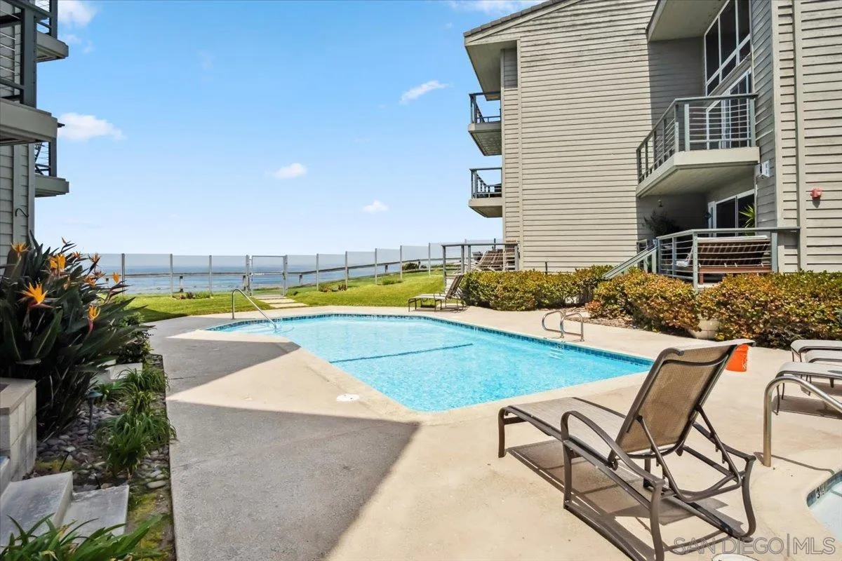 https://cdn.realtyfeed.com/cdn/127/250039605/c98d0ec946d3d23e0f374b73167dd780.webp