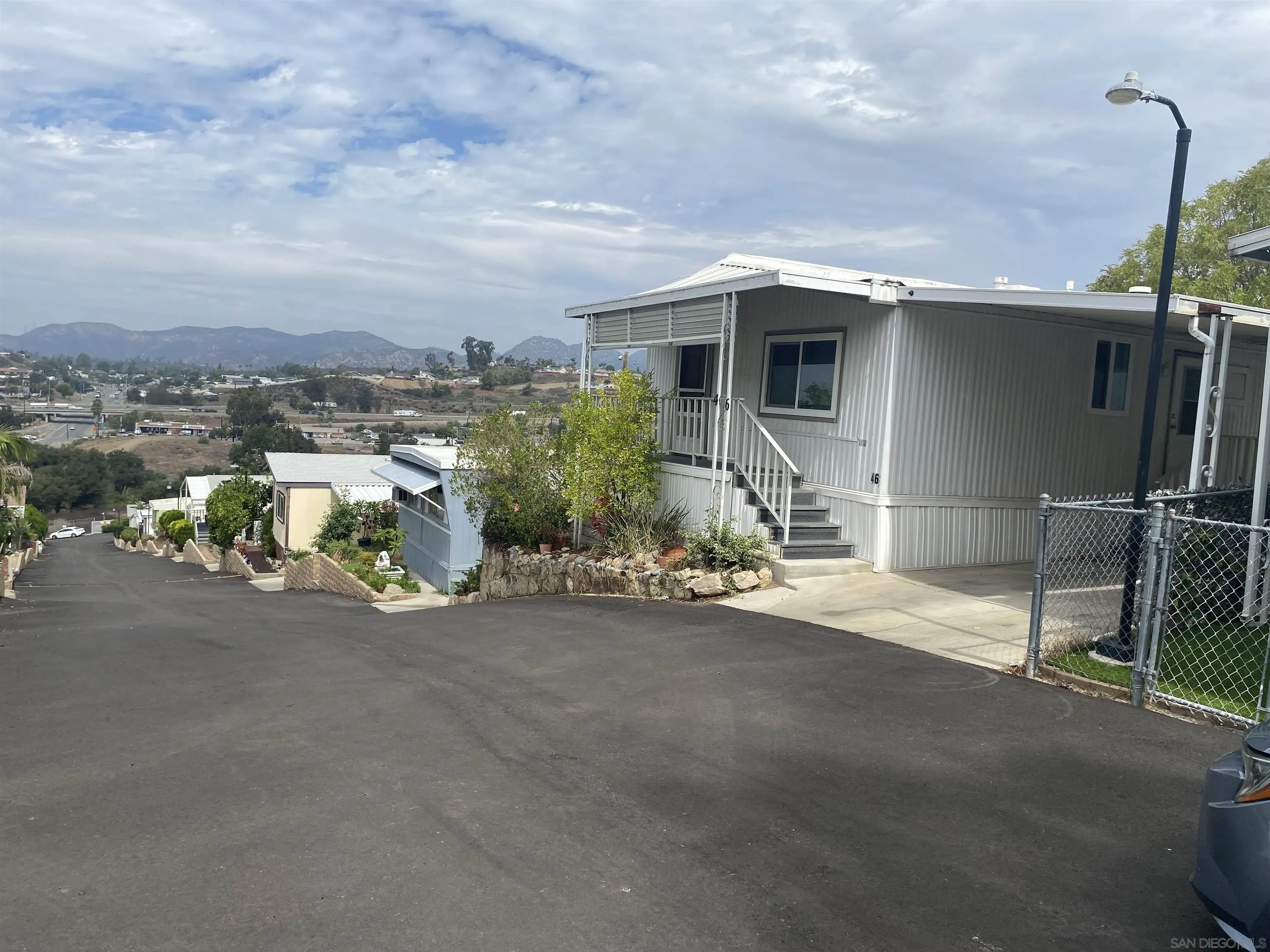 https://cdn.realtyfeed.com/cdn/127/250039610/72db6f51e6d86293c36ea46e8988db0b.webp