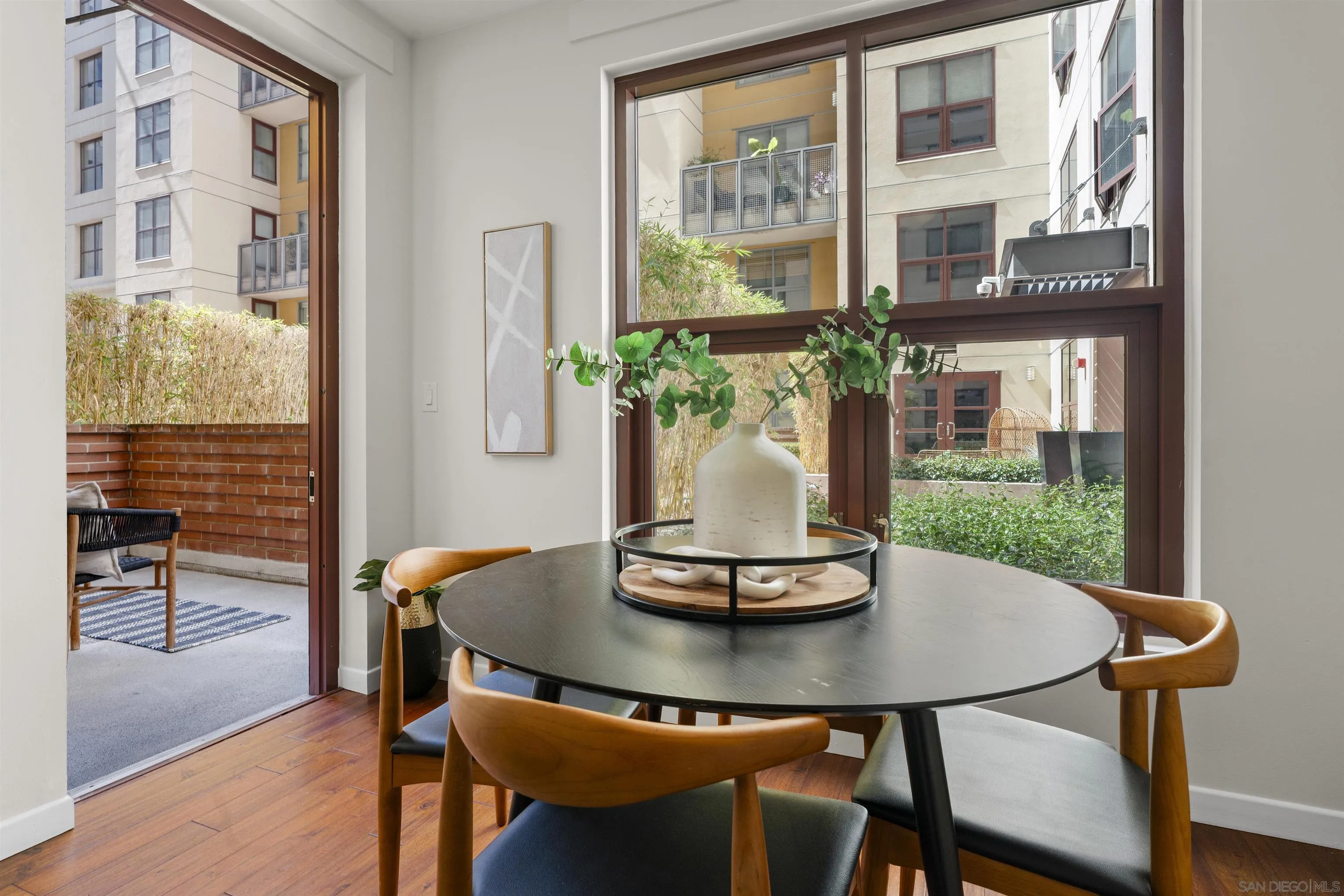https://cdn.realtyfeed.com/cdn/127/250039611/60fcc20265687707748da6fbfe190b83.webp