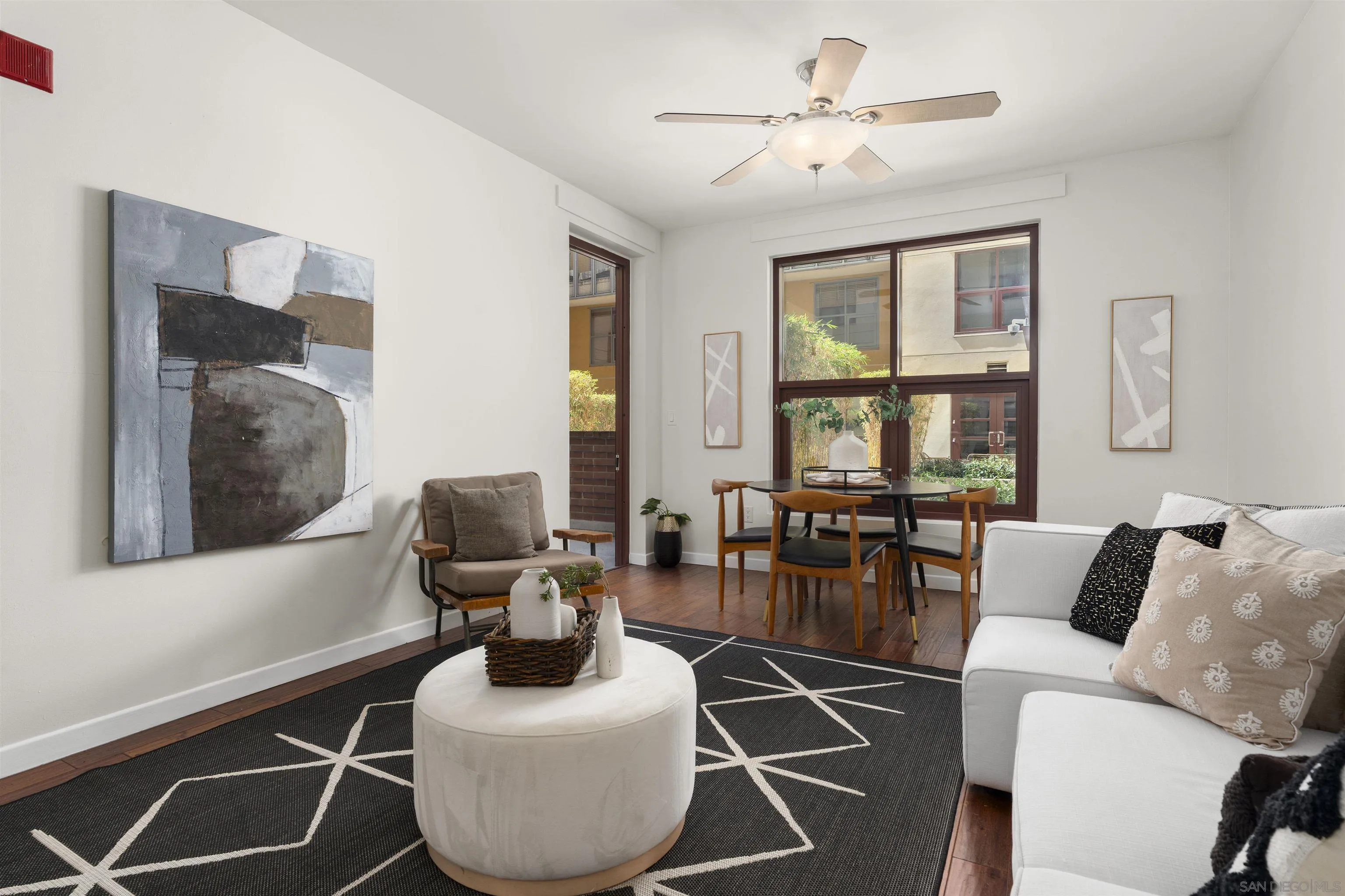 Photo #12: 250039611 Listing: Photo #12