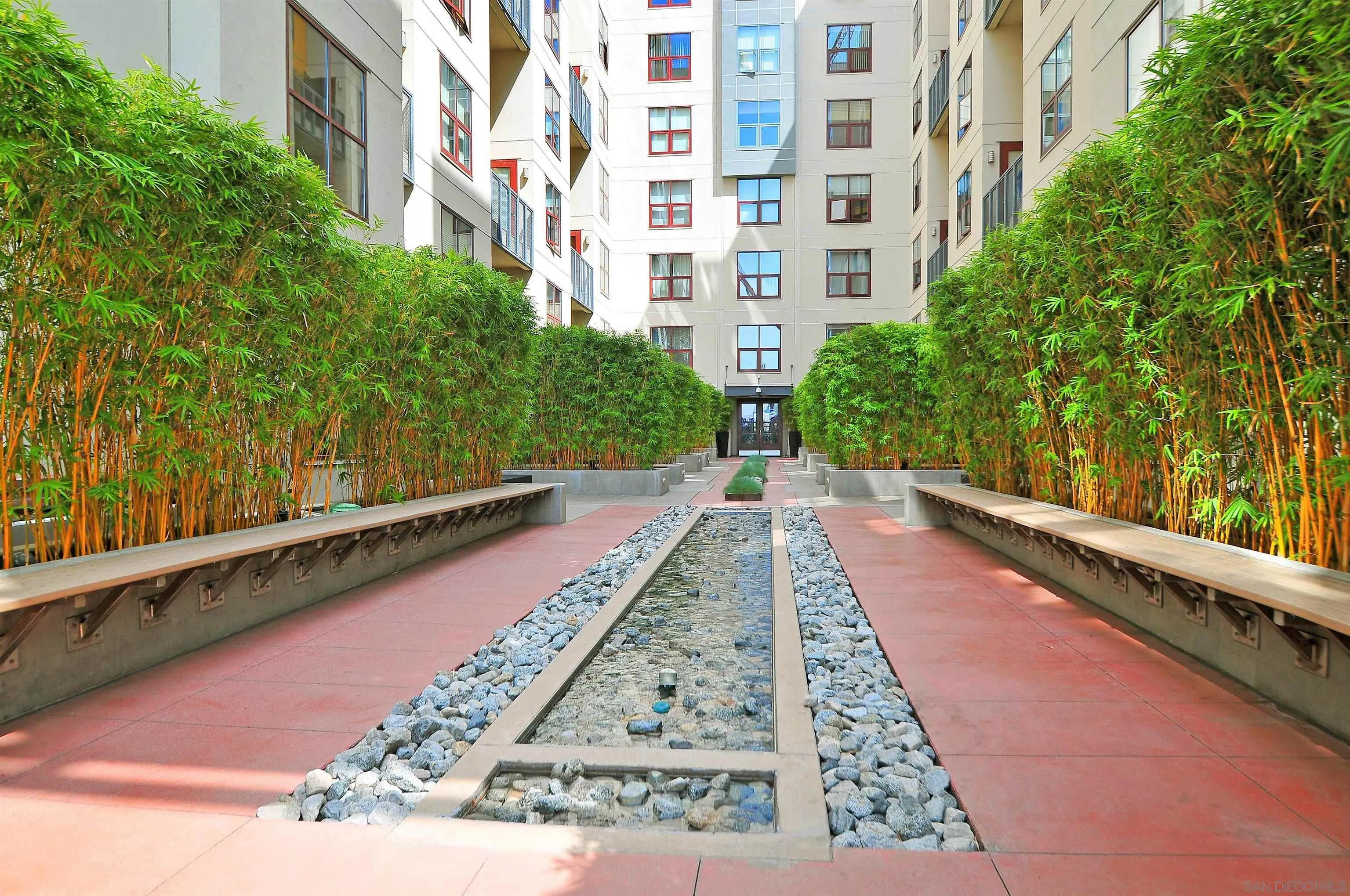 Photo #27: 250039611 Listing: Photo #27