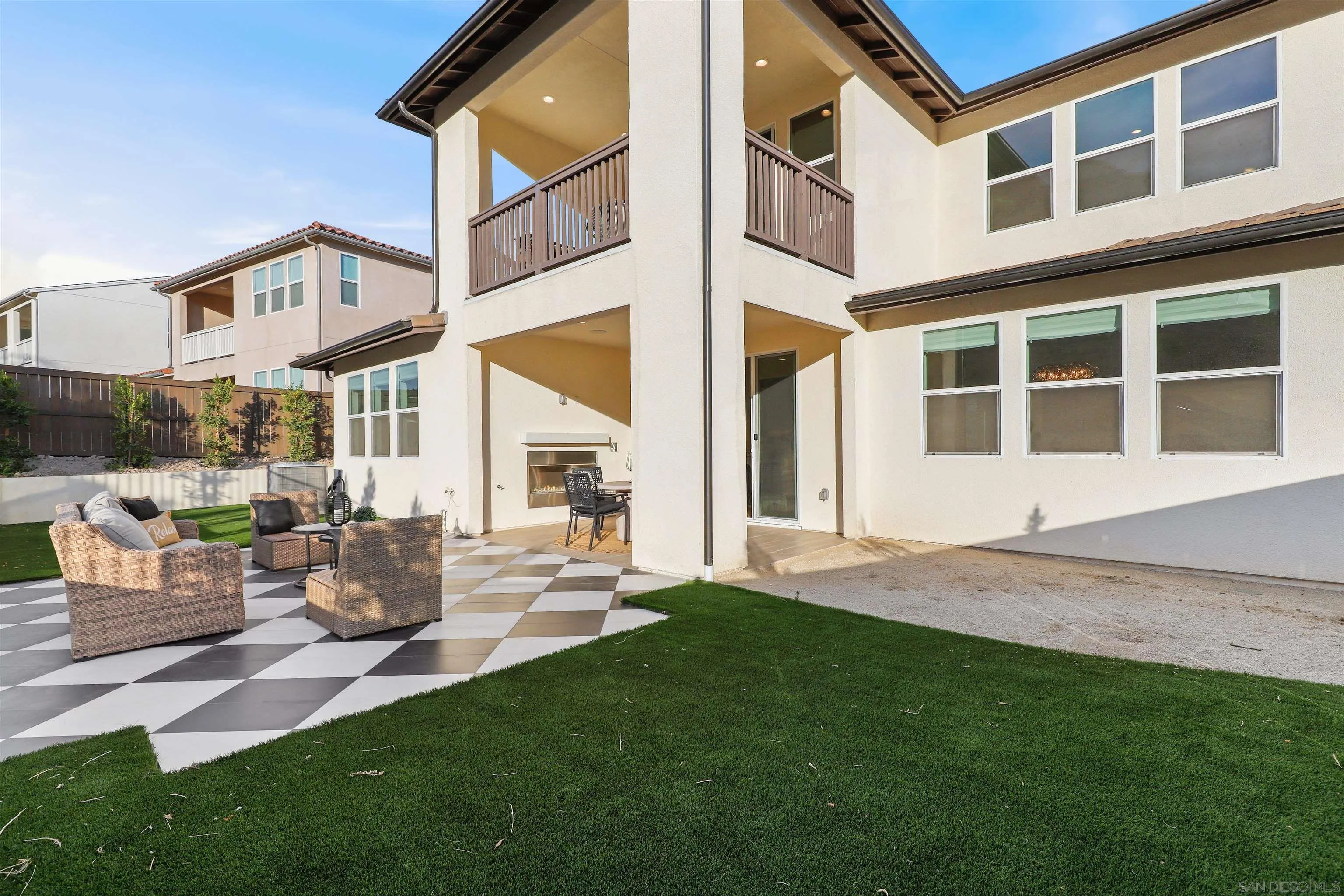 https://cdn.realtyfeed.com/cdn/127/250039615/cb03925f1d9f478244c2a0f7ed9bcb52.webp