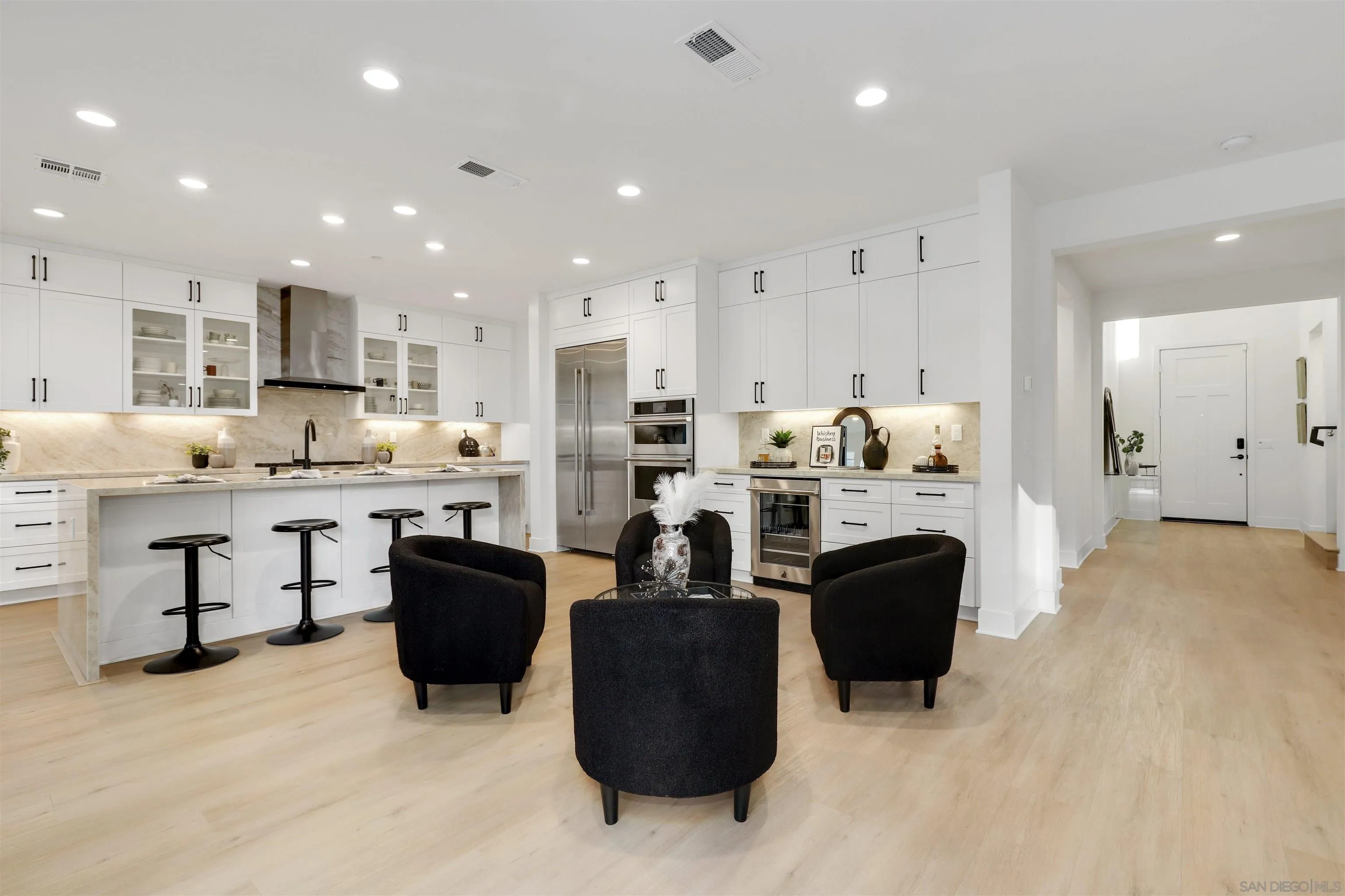 https://cdn.realtyfeed.com/cdn/127/250039615/ffe0afbe3efcf42c18fba8b23b763721.webp