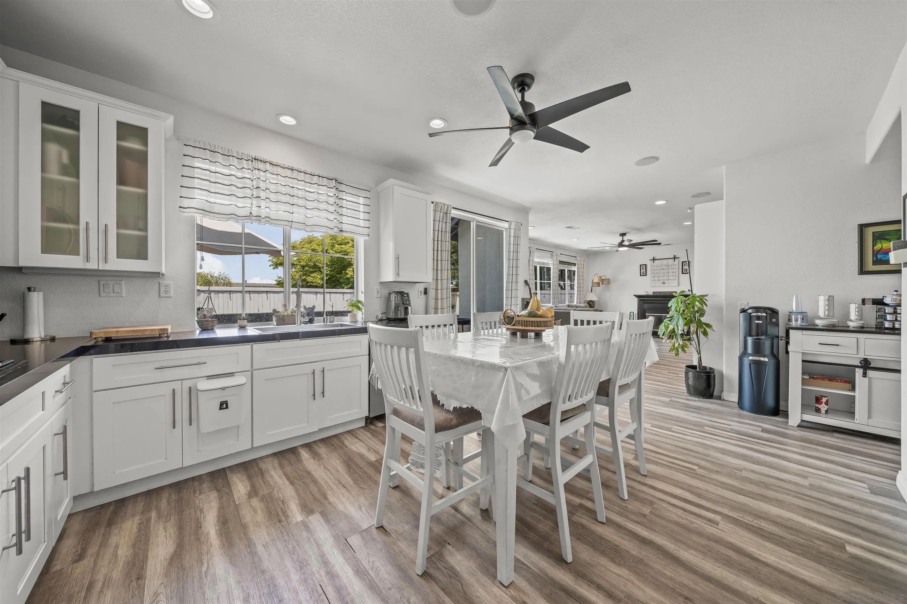 https://cdn.realtyfeed.com/cdn/127/250039627/192870c16c97f9f9dcf86296c0c8930e.webp