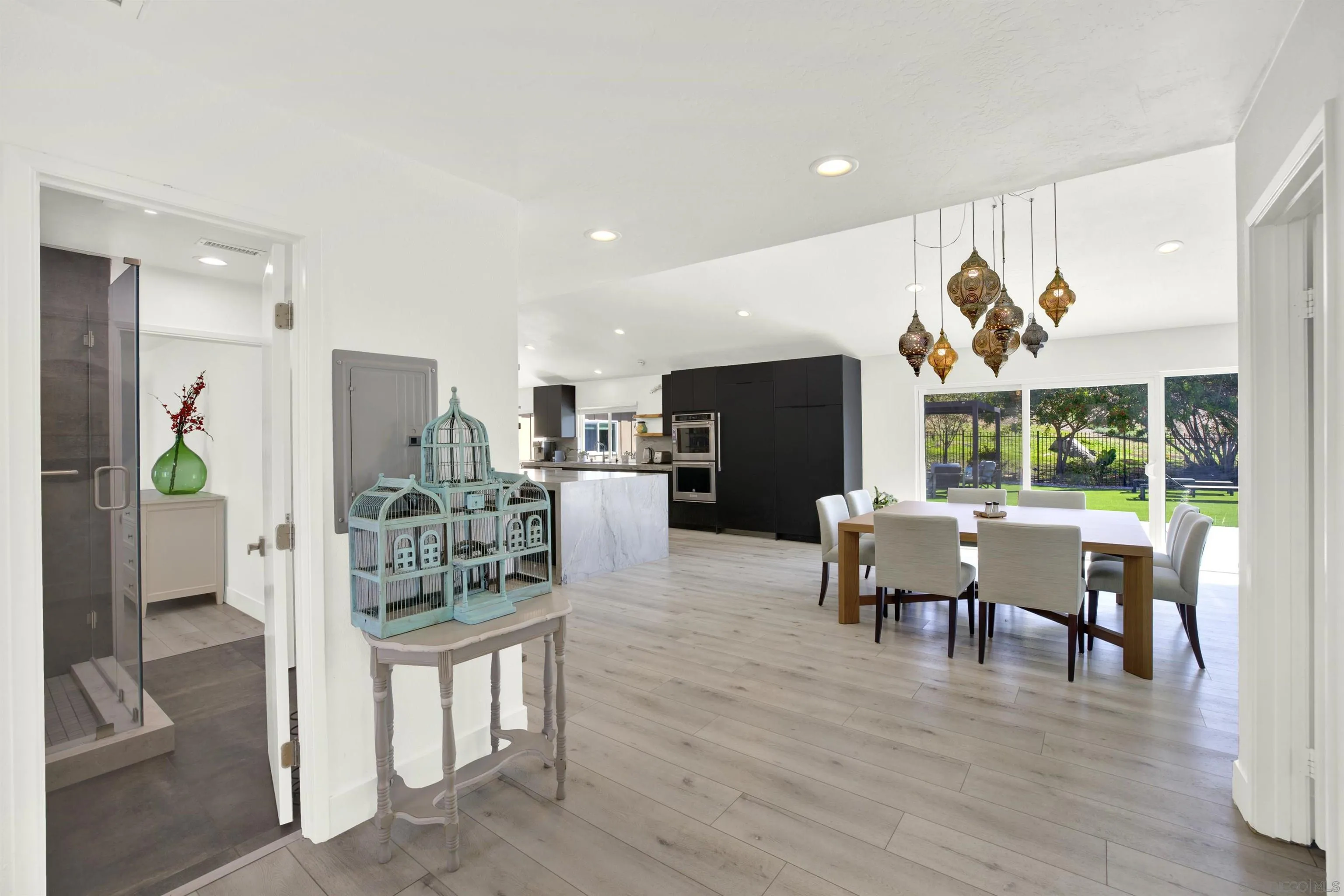 https://cdn.realtyfeed.com/cdn/127/250039636/849e048d98e0eb1e1c3251bff062926b.webp