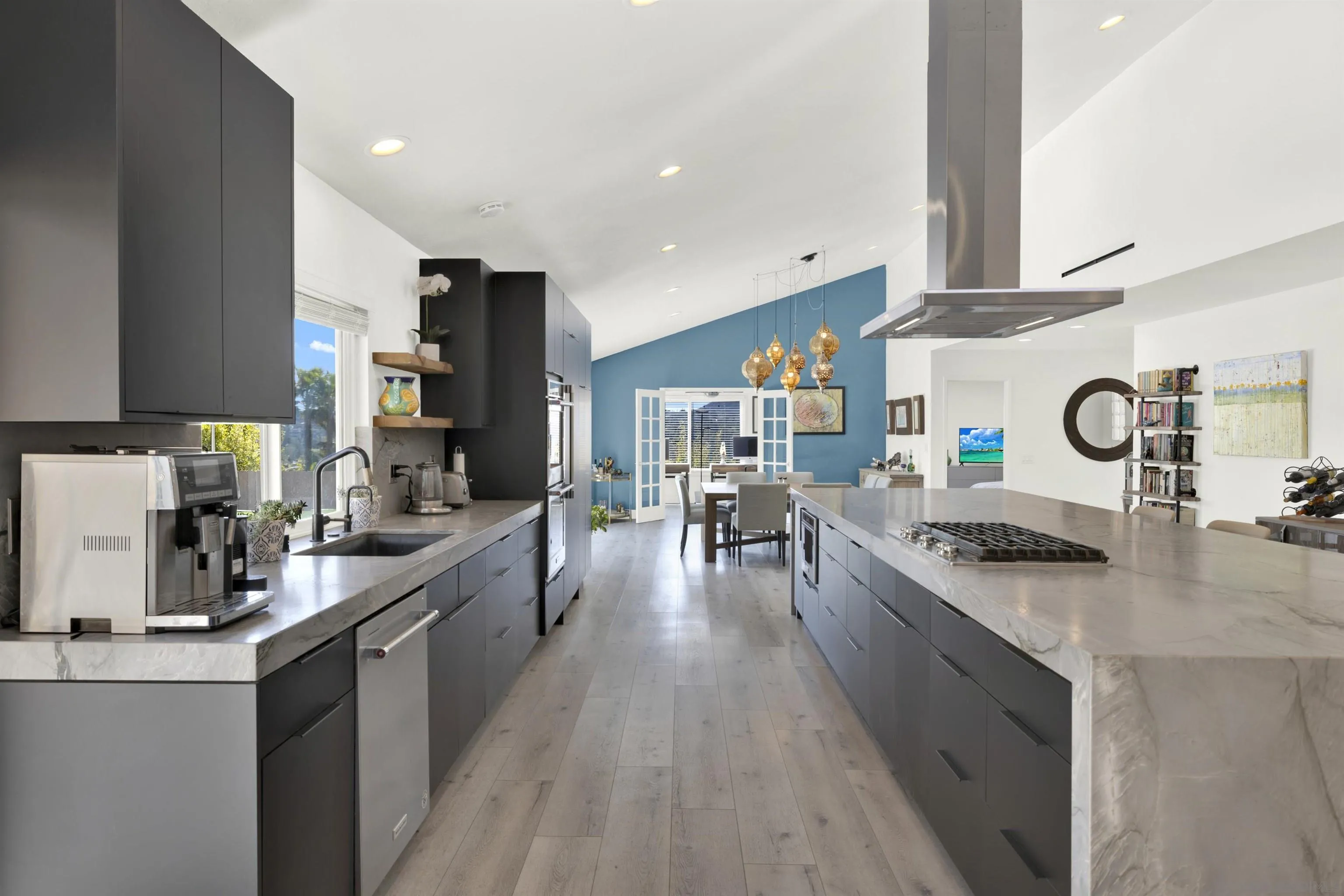 https://cdn.realtyfeed.com/cdn/127/250039636/8f88194713e0d3f35a6b979ad4bc7aa8.webp