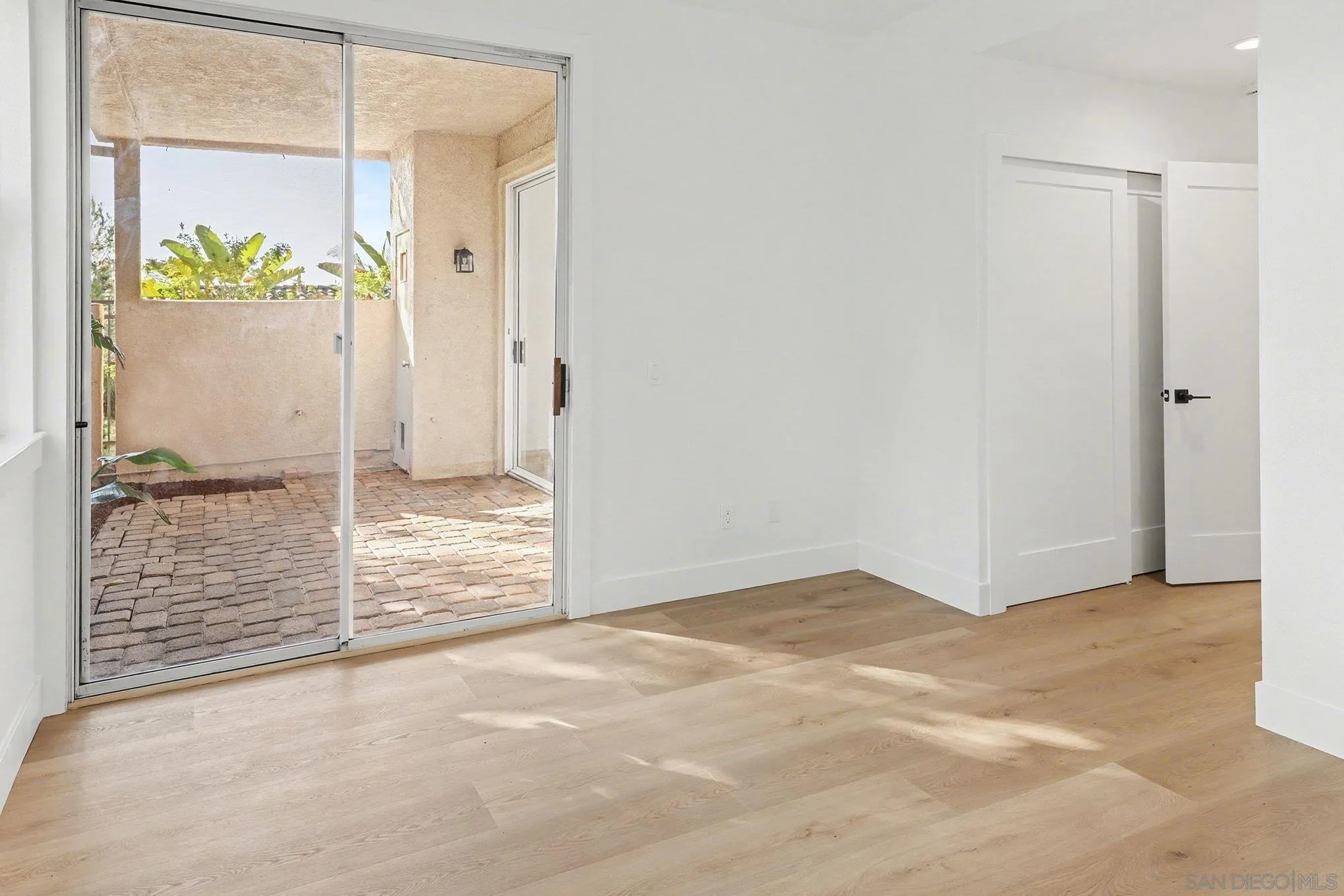 Photo #23: 250039638 Listing: Photo #23