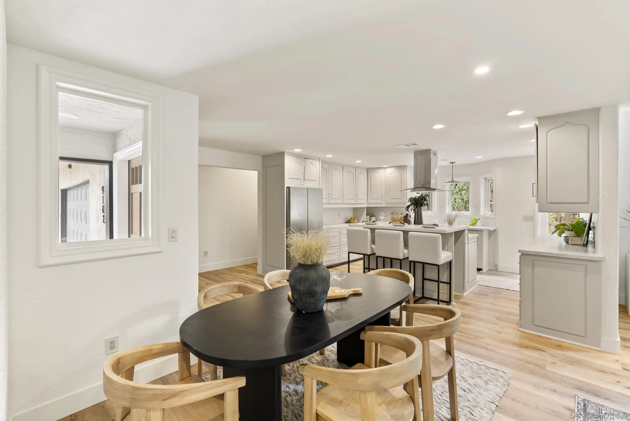 https://cdn.realtyfeed.com/cdn/127/250039641/1ca526cd461c908178b0961a9b3b3f07.webp