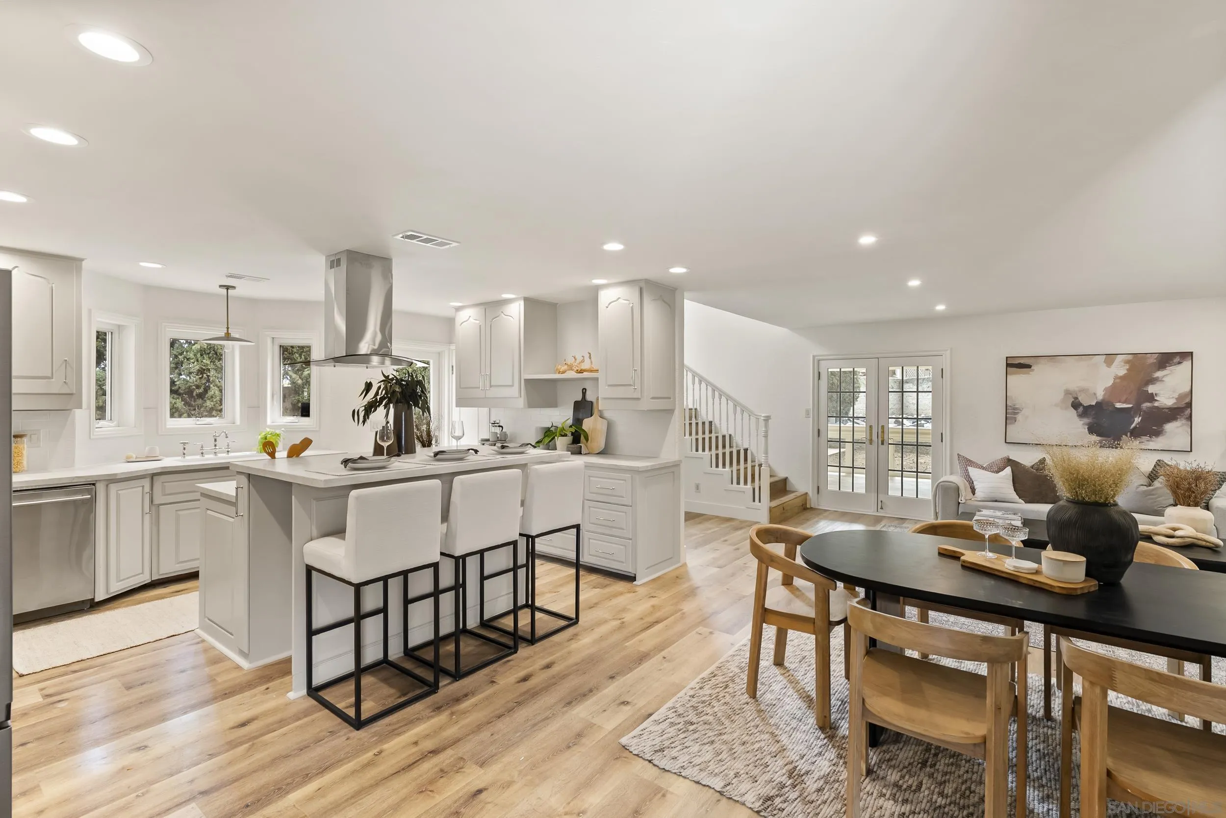 https://cdn.realtyfeed.com/cdn/127/250039641/d3d65b740a98e55047b26b136b50da3e.webp