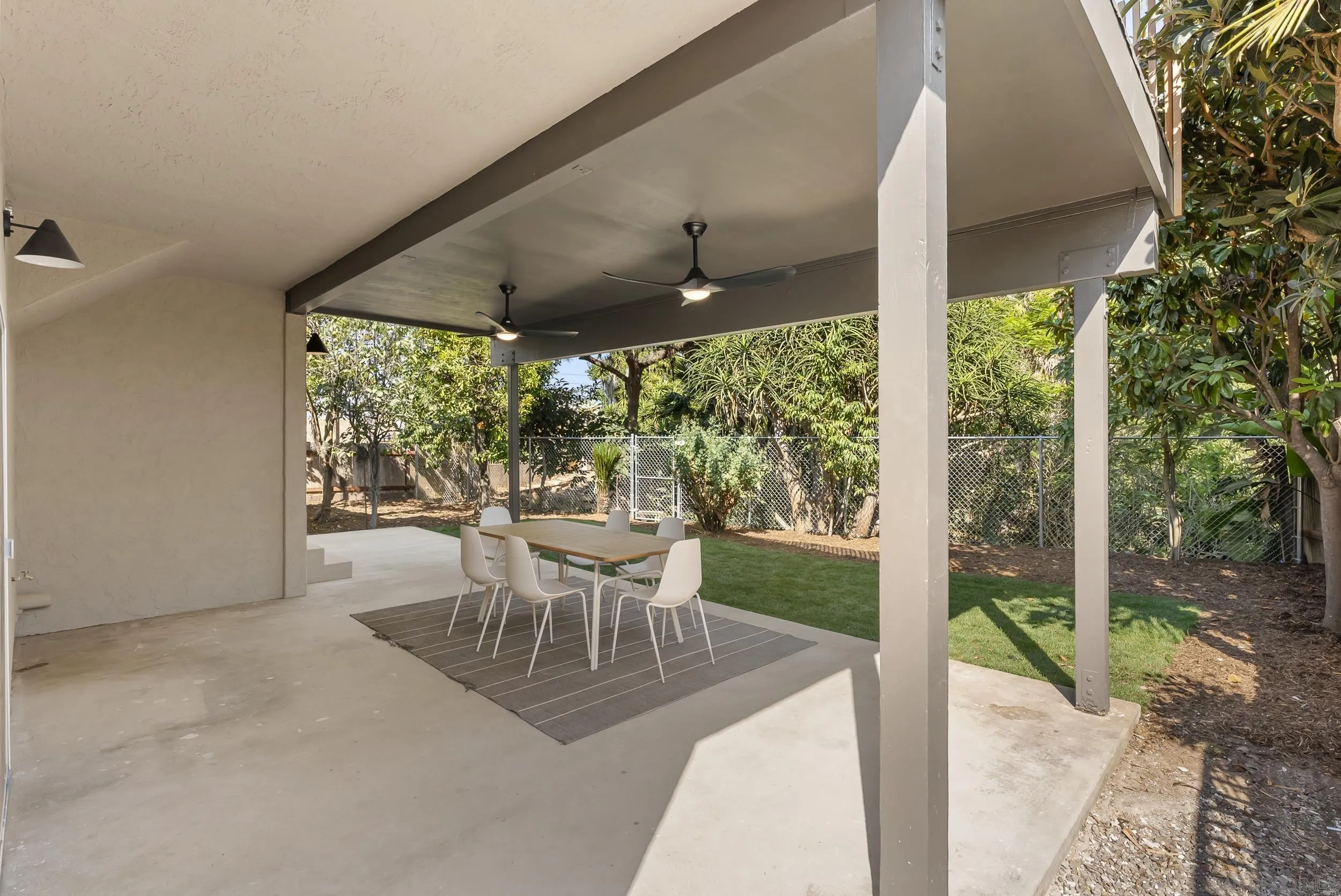 https://cdn.realtyfeed.com/cdn/127/250039643/ac93b14f0b3f35edb0ad50b5e0cc19ba.webp