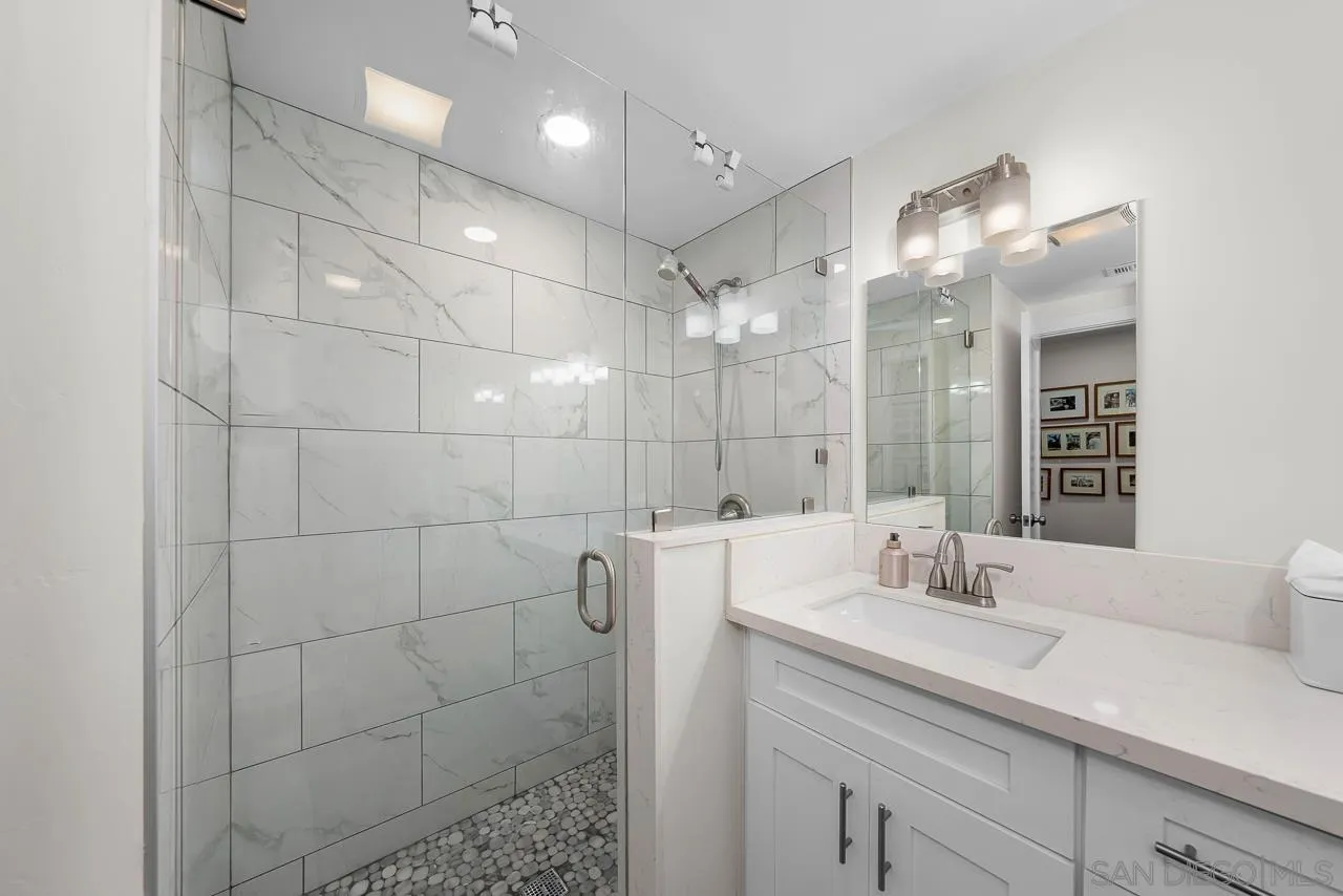 https://cdn.realtyfeed.com/cdn/127/250039647/10a15a35096c2788291760c86845cee5.webp
