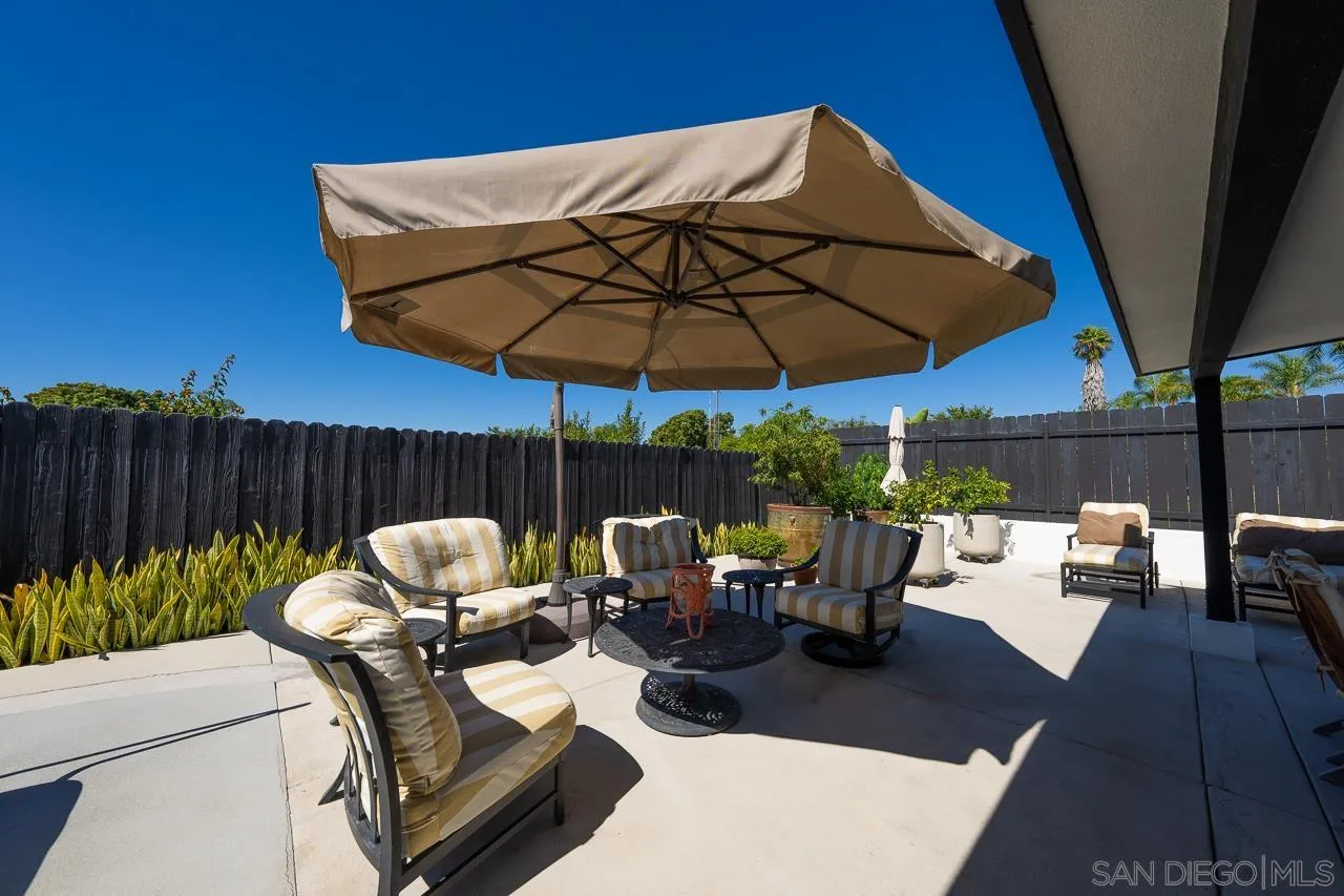 https://cdn.realtyfeed.com/cdn/127/250039647/5098264a8853d45c2ff8c145277e7bbb.webp