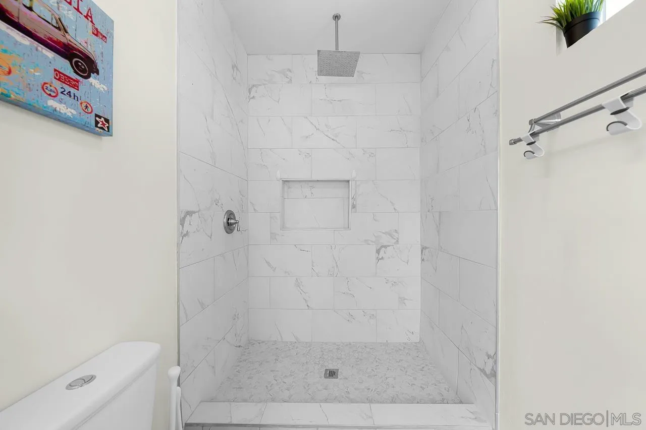 https://cdn.realtyfeed.com/cdn/127/250039647/a7064b5d710721a14ef1239b1fe7c534.webp