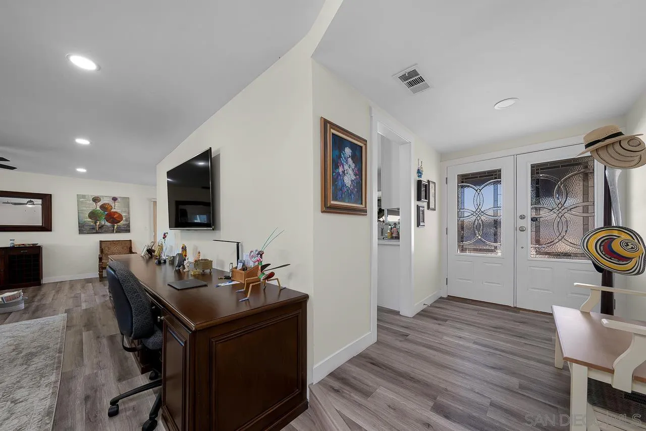 https://cdn.realtyfeed.com/cdn/127/250039647/e90090c0e1f2cc280179d5ce124d9d60.webp