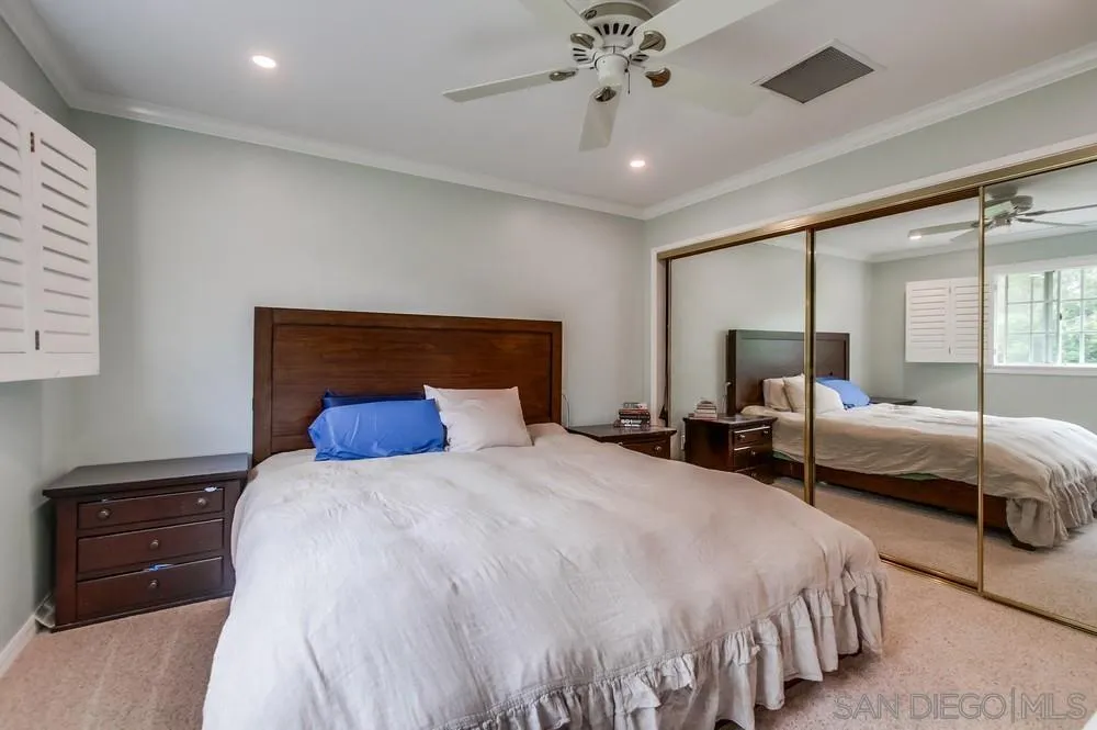 https://cdn.realtyfeed.com/cdn/127/250039650/4e78a5f1ae155afce58df1c2e66dc7fd.webp
