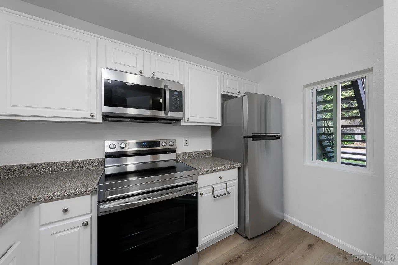 Photo #6: 250039657 Listing 