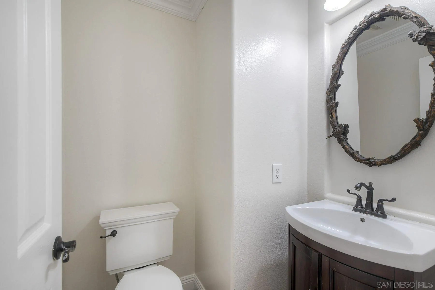 https://cdn.realtyfeed.com/cdn/127/250039659/15f72af1cb018db0ef8c1079385c4b2c.webp