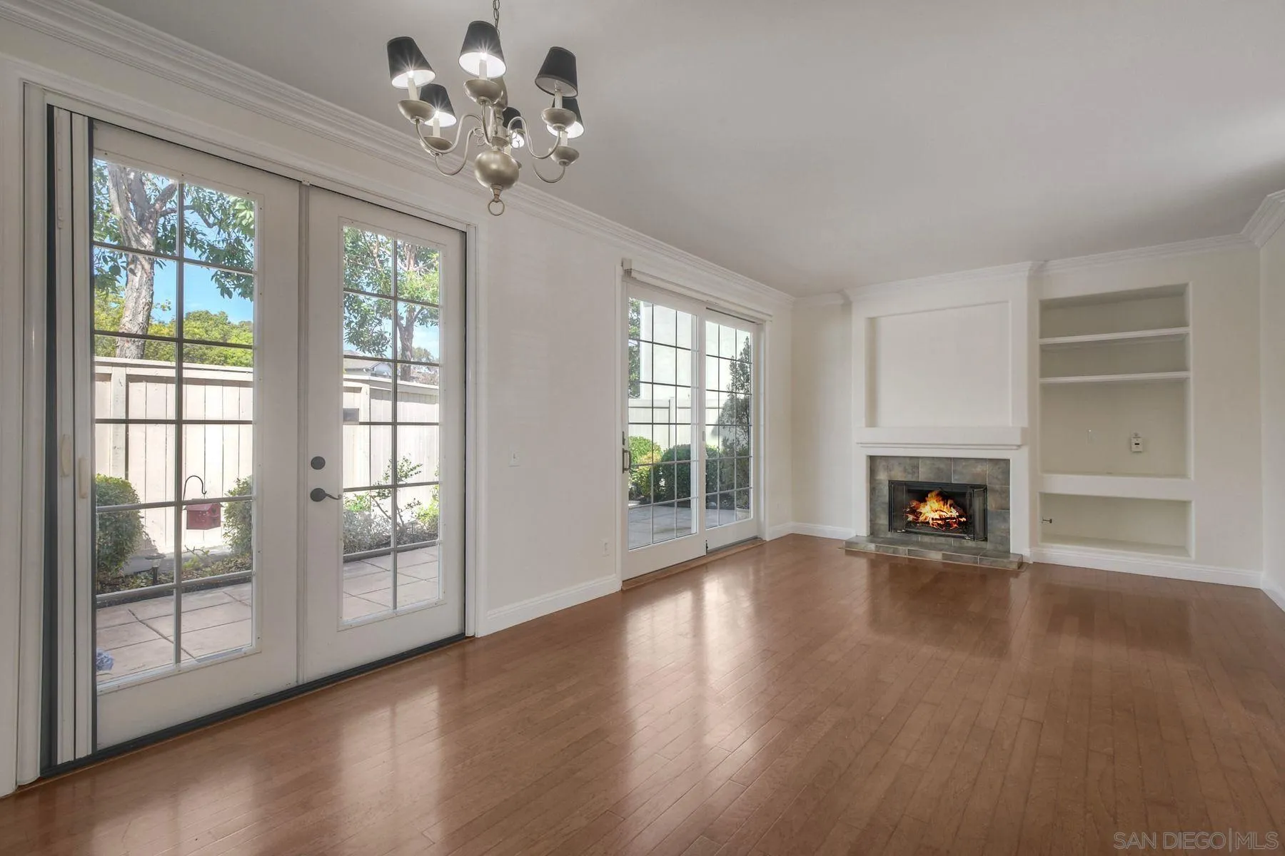 https://cdn.realtyfeed.com/cdn/127/250039659/1f24b9cf52ce1e417ac240dedd69681b.webp