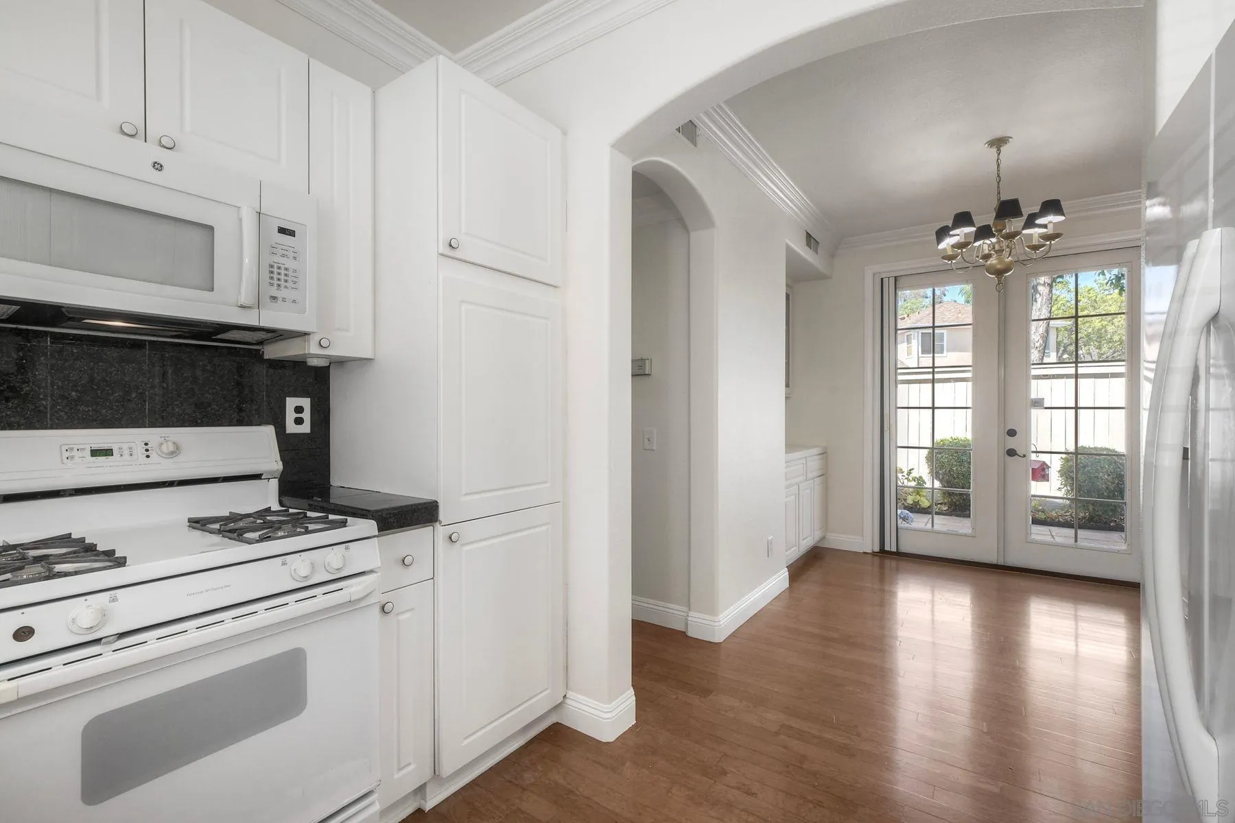 https://cdn.realtyfeed.com/cdn/127/250039659/3aeede43dfdb93c3be5f44805b5701dd.webp
