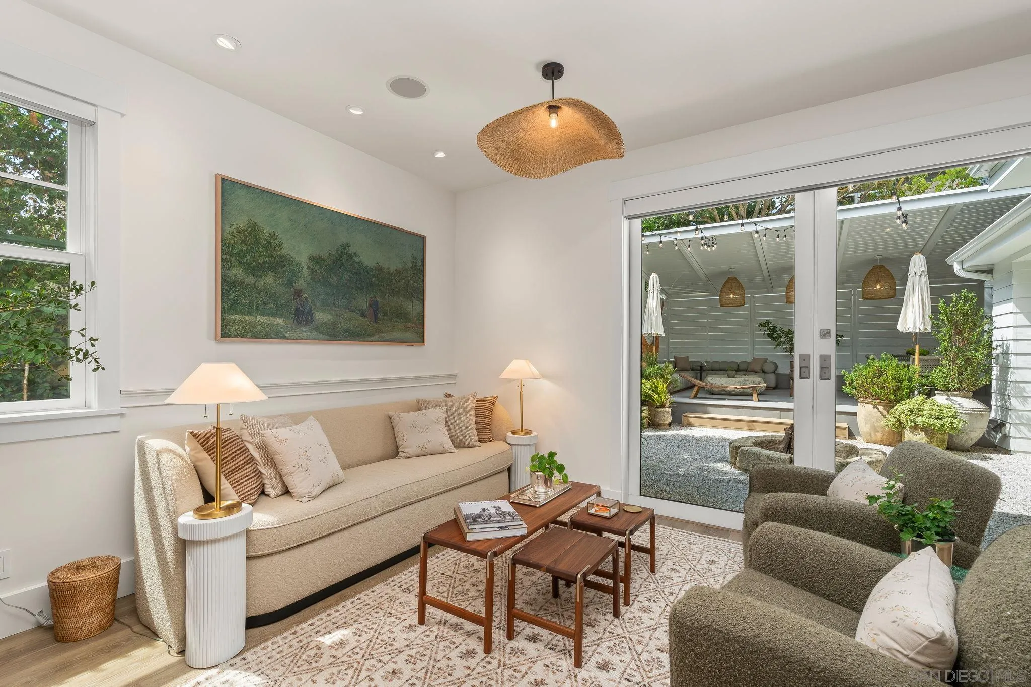 https://cdn.realtyfeed.com/cdn/127/250039664/06b8d5840d085df5e1772440979f7f92.webp