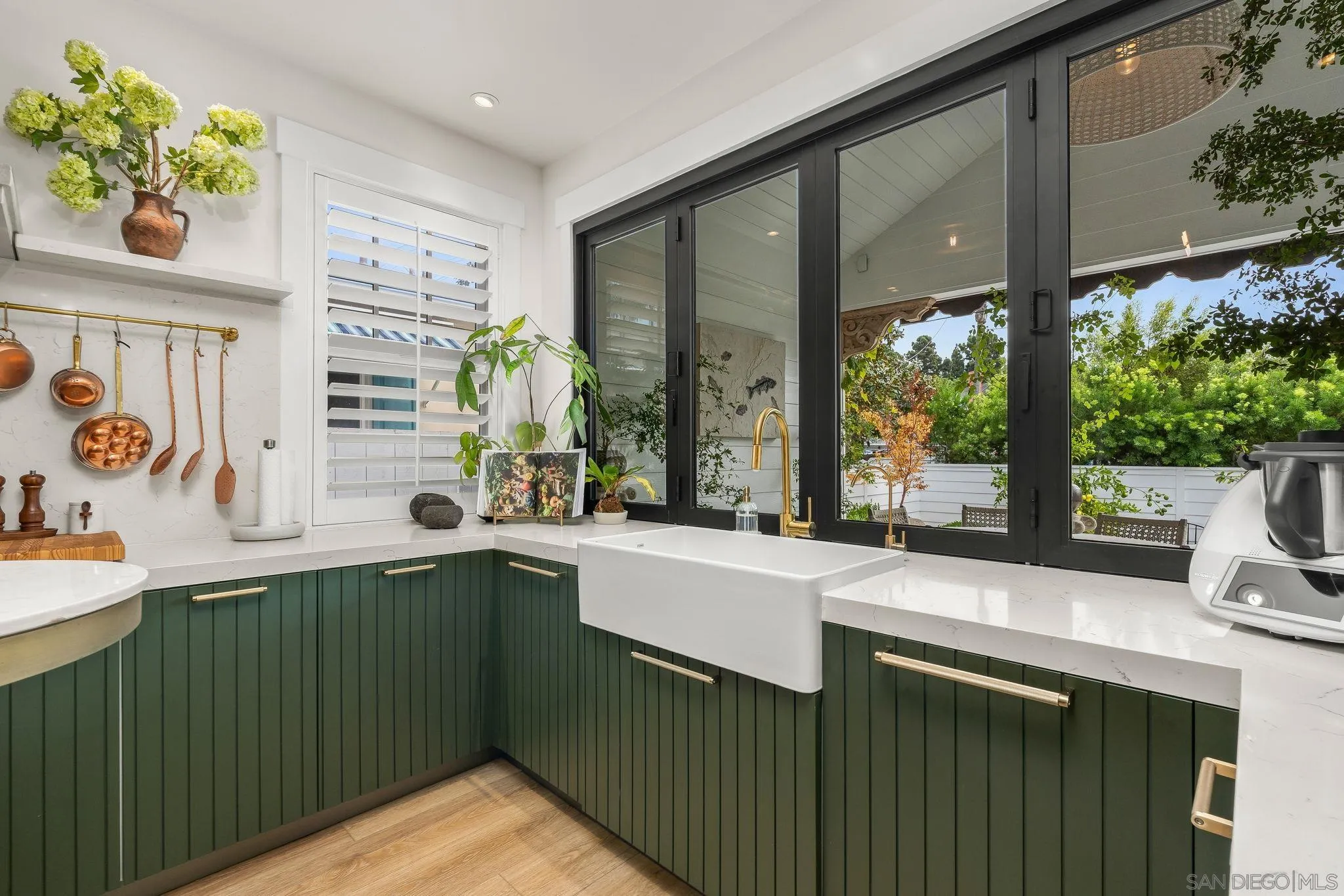 https://cdn.realtyfeed.com/cdn/127/250039664/0c6d55d2e9017b5a6a0f36e65e2b25f8.webp