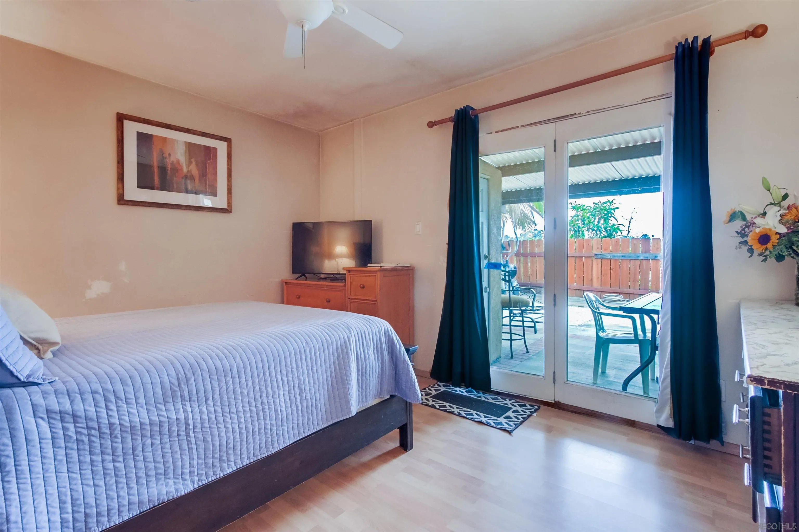 https://cdn.realtyfeed.com/cdn/127/250039671/499efc7194636e03eb1fe56fa87cd7e8.webp