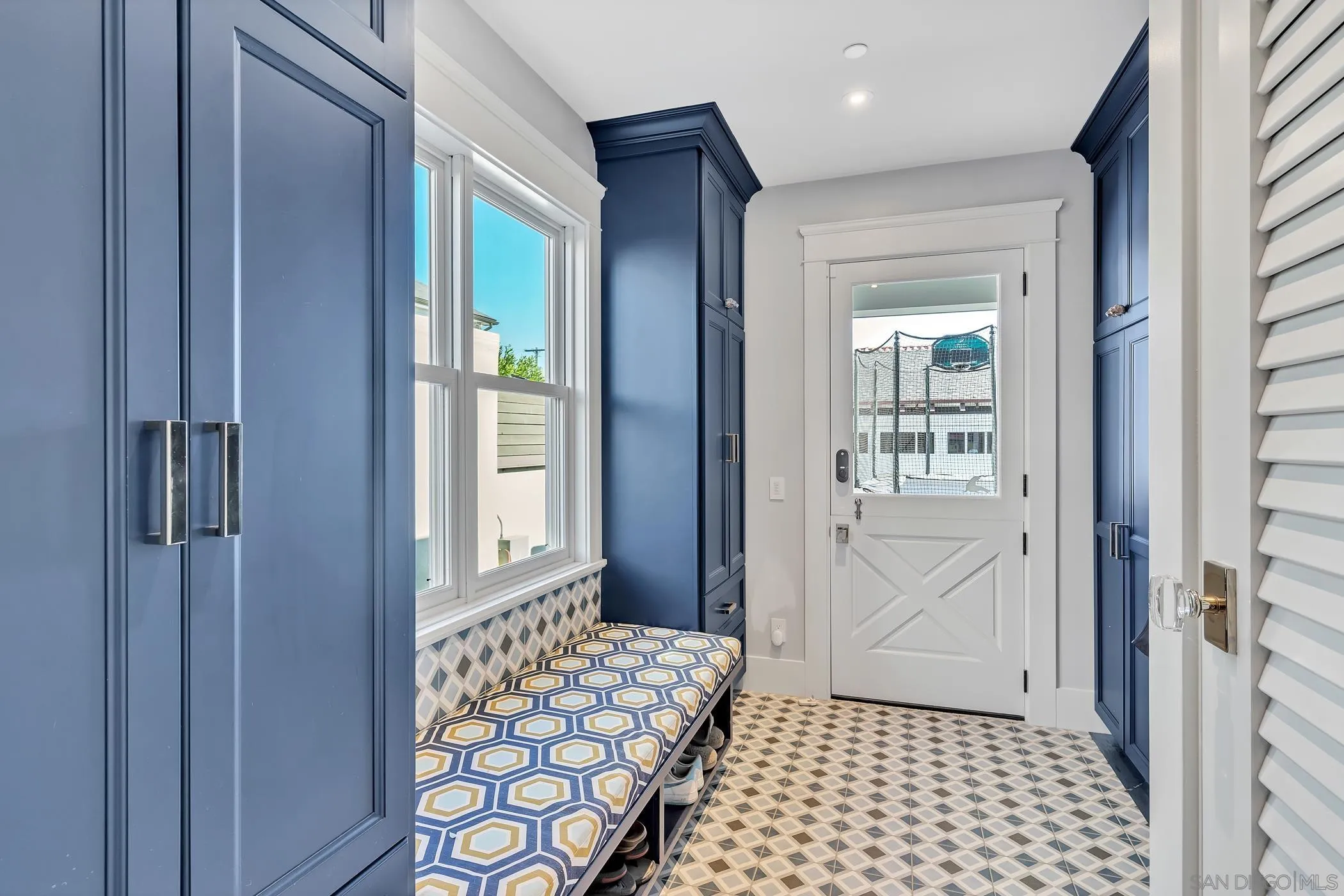 https://cdn.realtyfeed.com/cdn/127/250039672/55321fdf1b3ff7989bfc79421cd38d9f.webp
