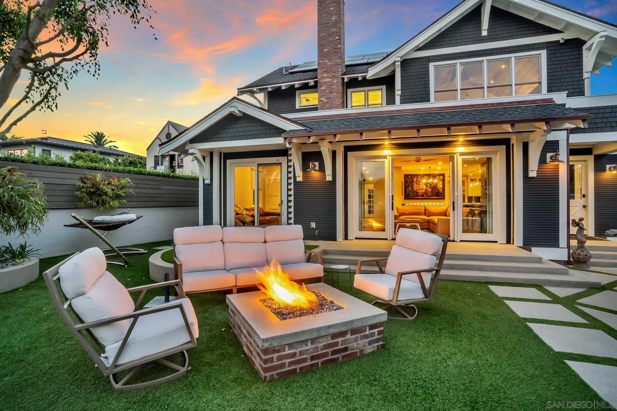 https://cdn.realtyfeed.com/cdn/127/250039672/9073686f2e5d396ea6b4b71a54f70d96.webp
