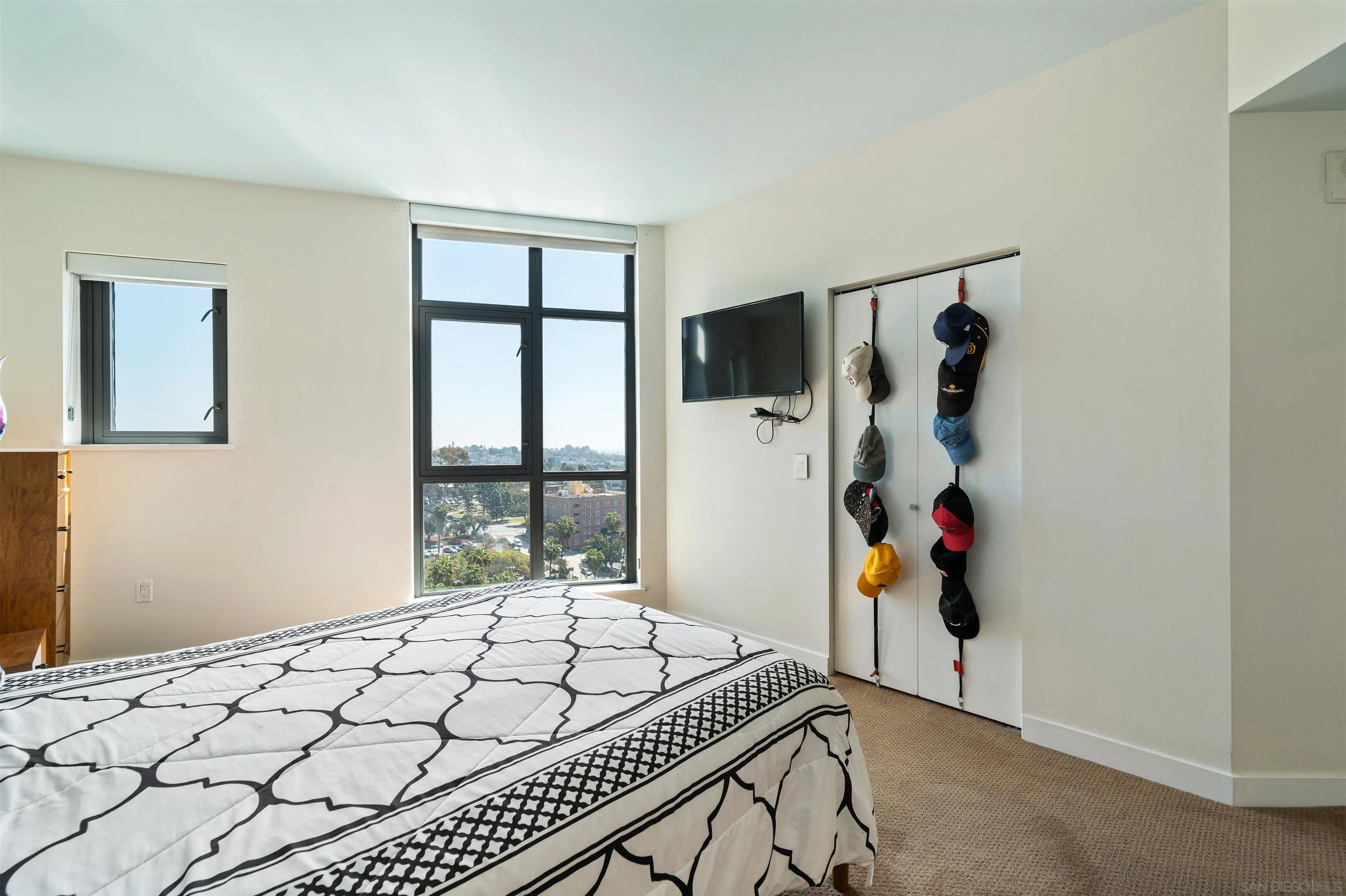 https://cdn.realtyfeed.com/cdn/127/250039673/01ac7bc1e5ec683c91f3a3933f8a4fd2.webp