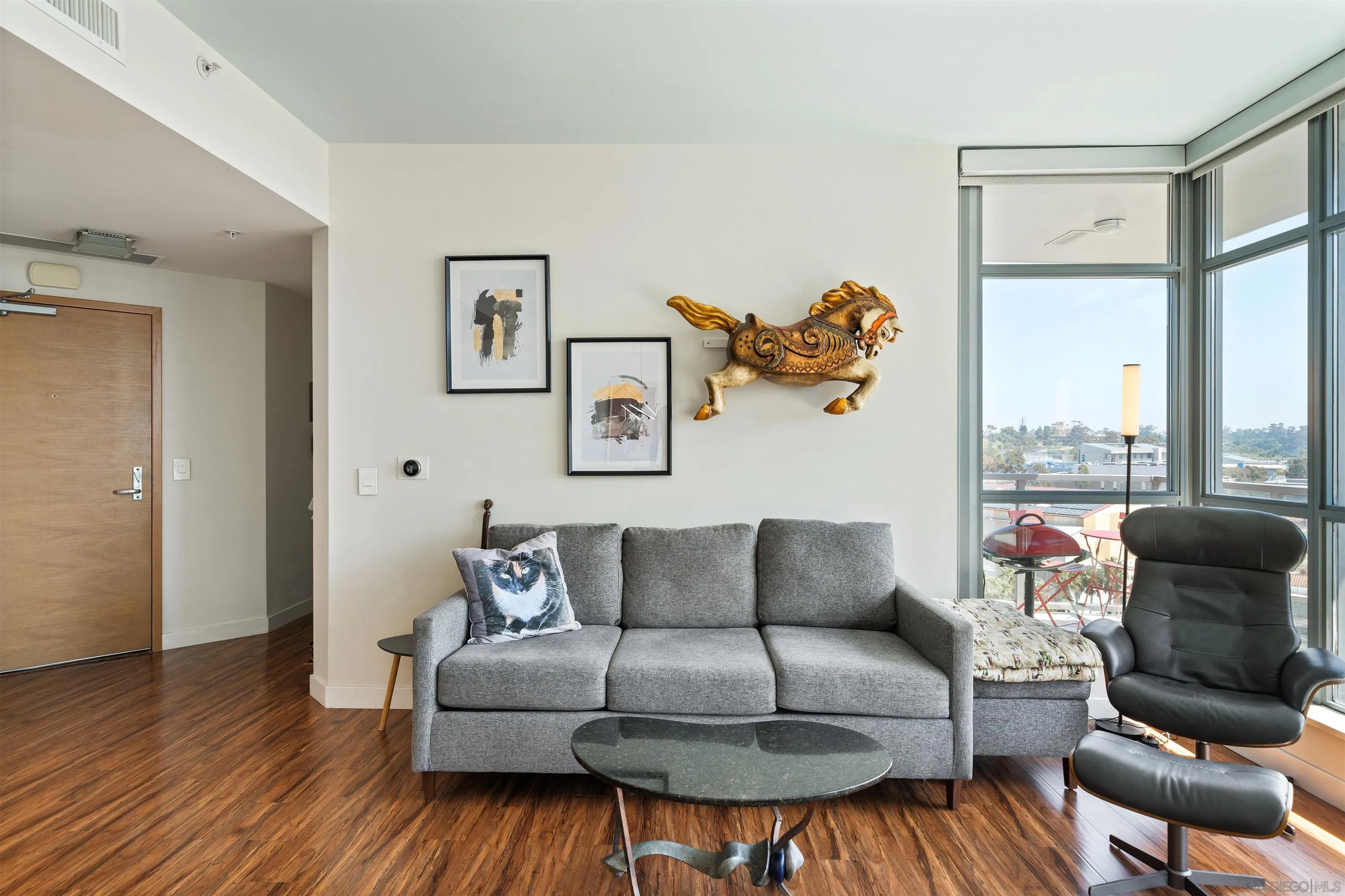 https://cdn.realtyfeed.com/cdn/127/250039673/abd619a7fe204e8d9a8e5075b7fd4bfc.webp