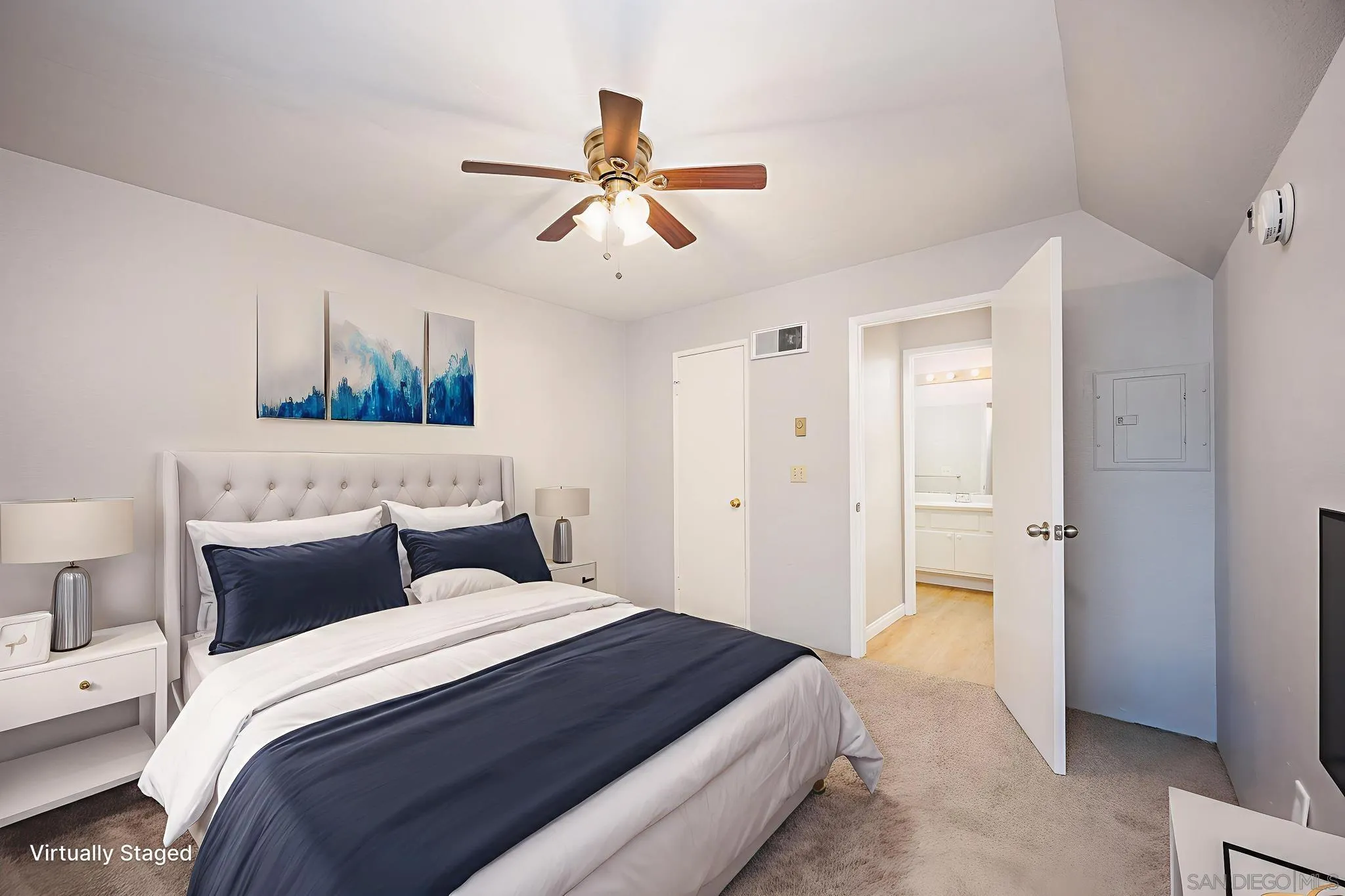 https://cdn.realtyfeed.com/cdn/127/250039674/444c6197a642d0a31c5d6ac9e72ec1ce.webp